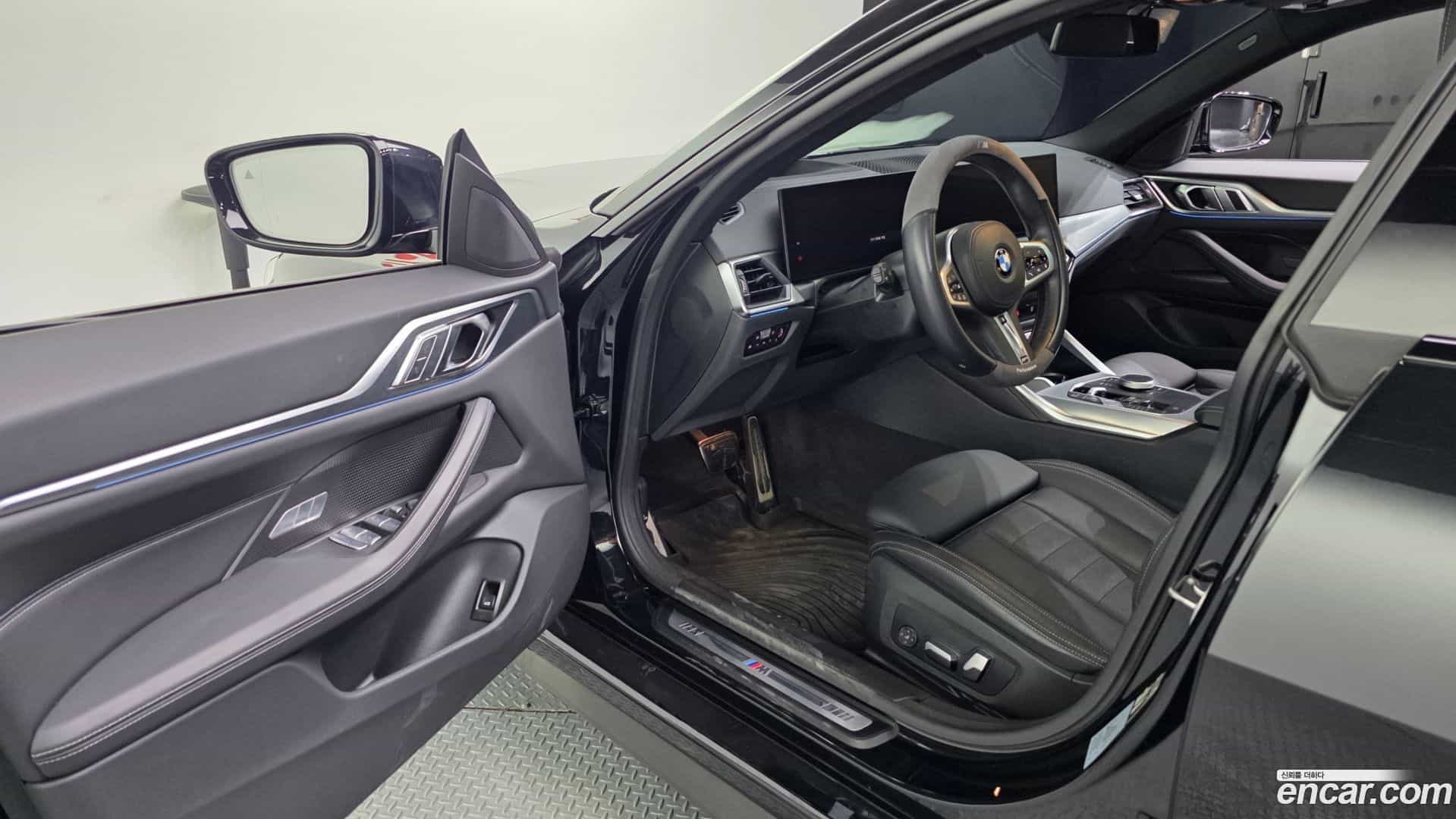 4-Series BMW 2023.6-INNER-010