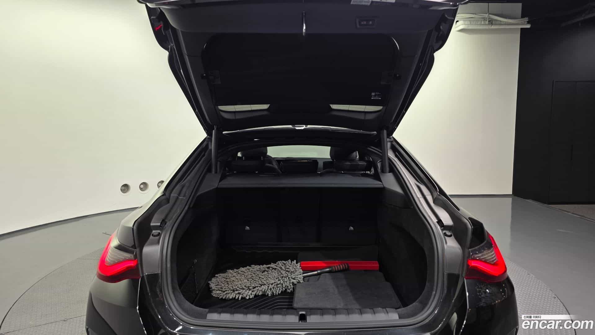 4-Series BMW 2023.6-OPTION-024