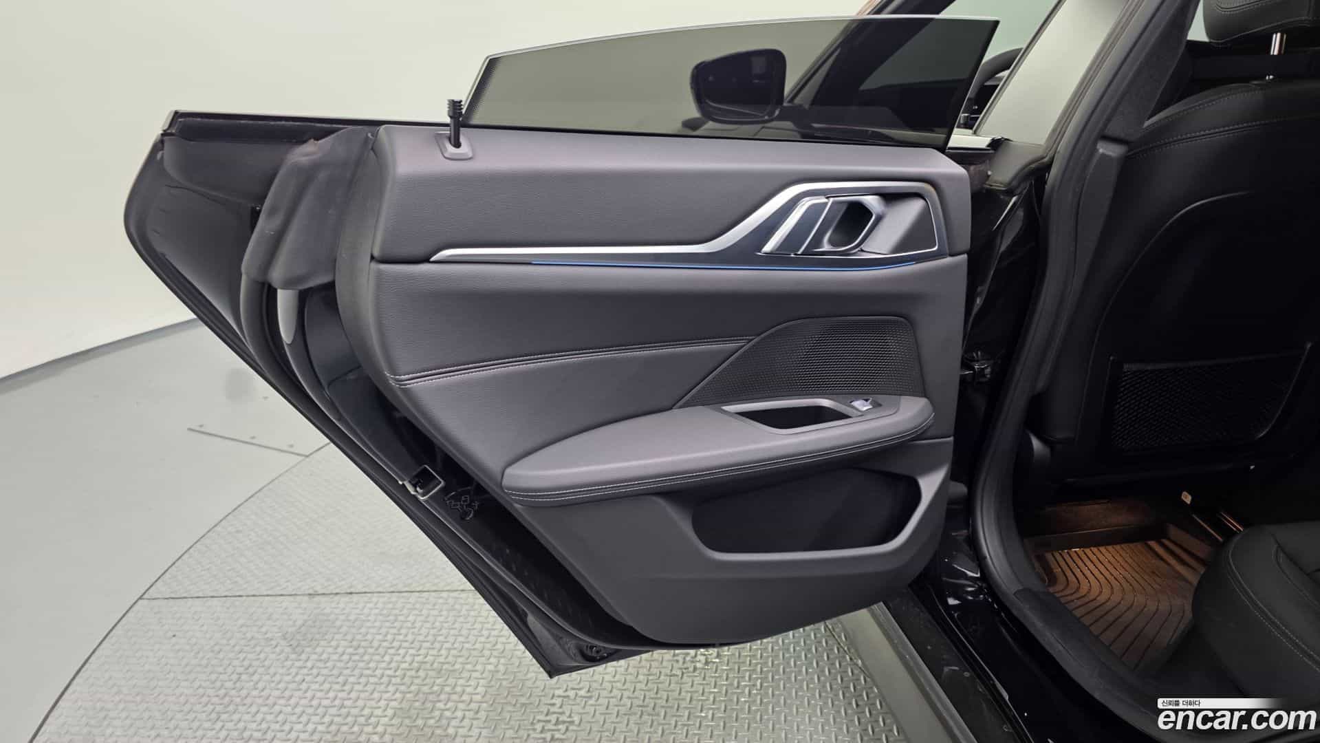 4-Series BMW 2023.6-INNER-035