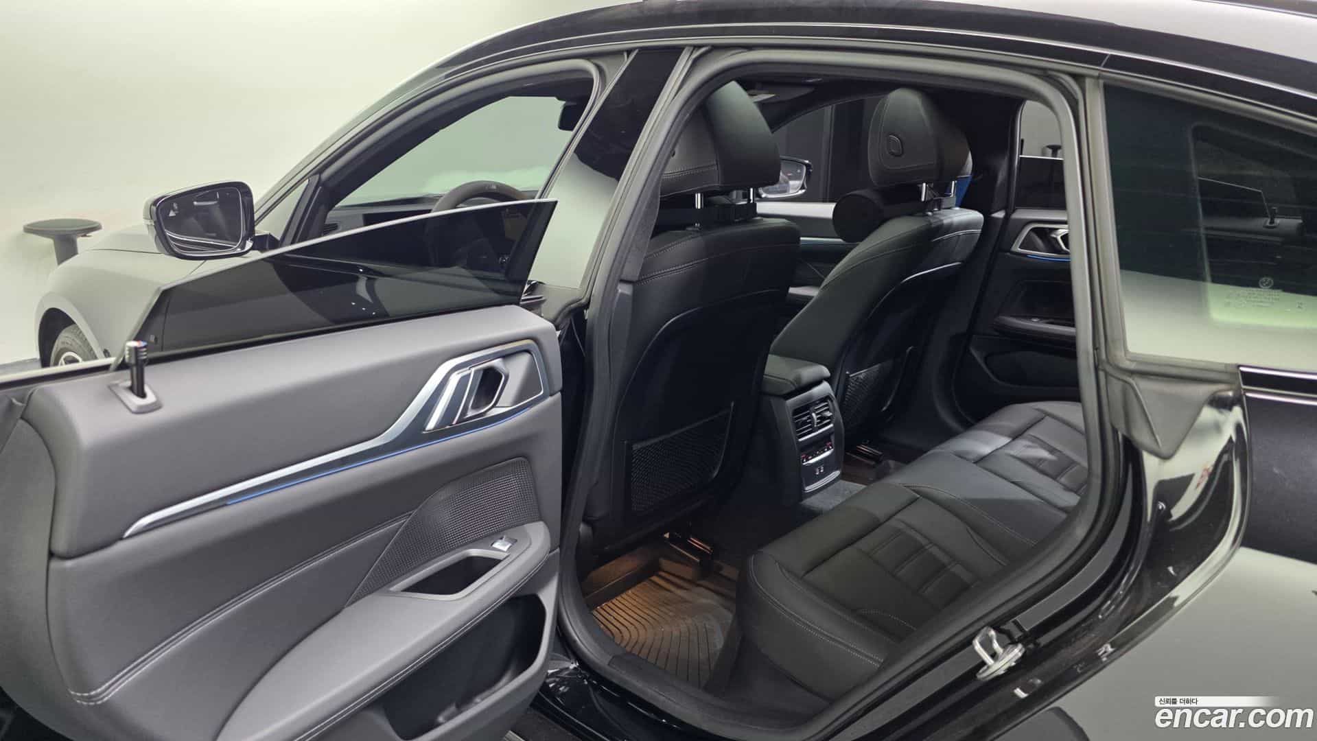 4-Series BMW 2023.6-INNER-036
