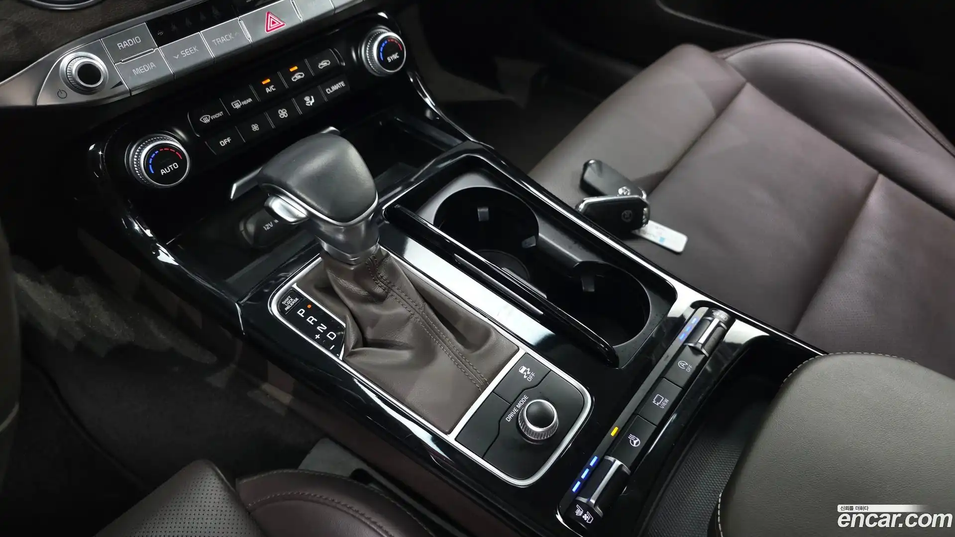 Stinger Kia 2017.5-INNER-009