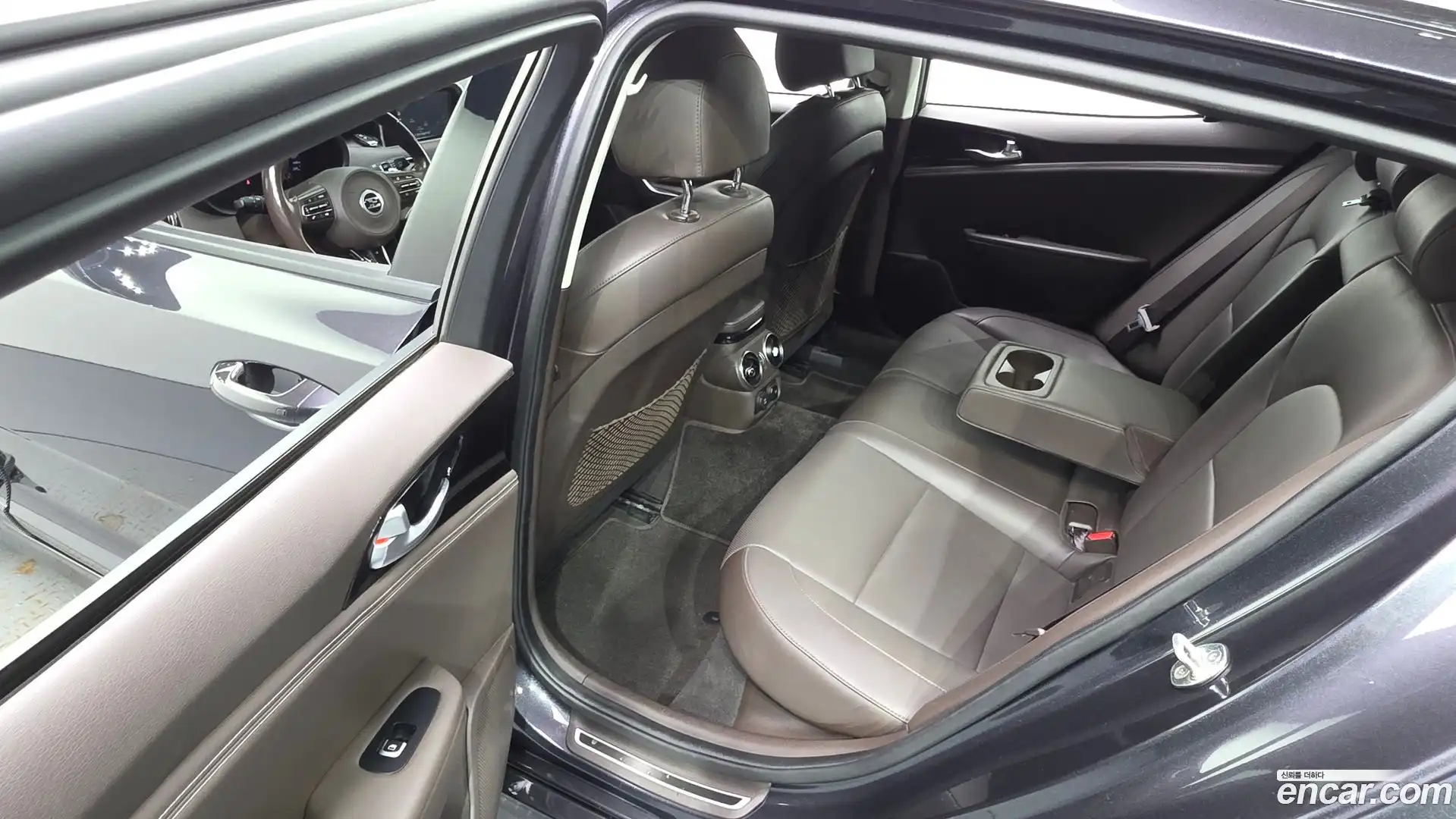 Stinger Kia 2017.5-OPTION-016
