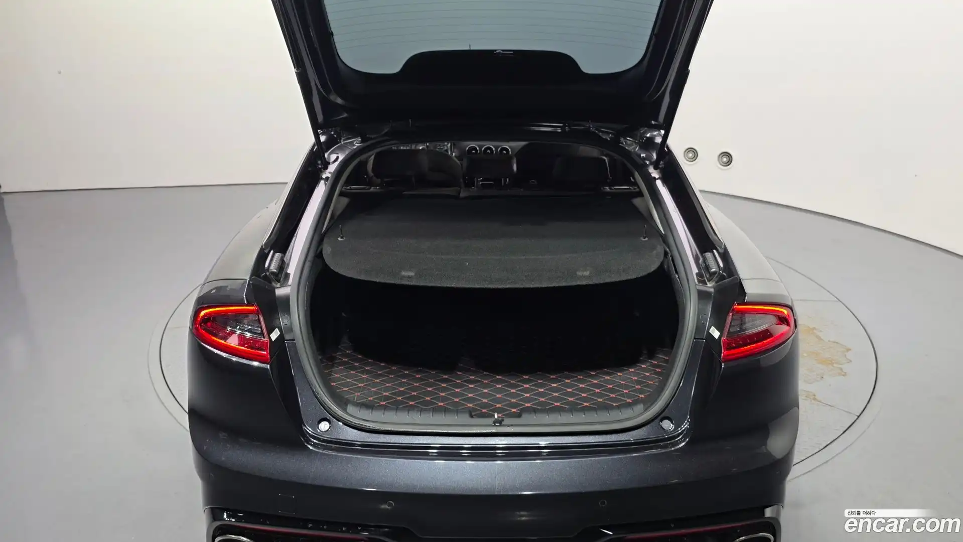 Stinger Kia 2017.5-OPTION-022