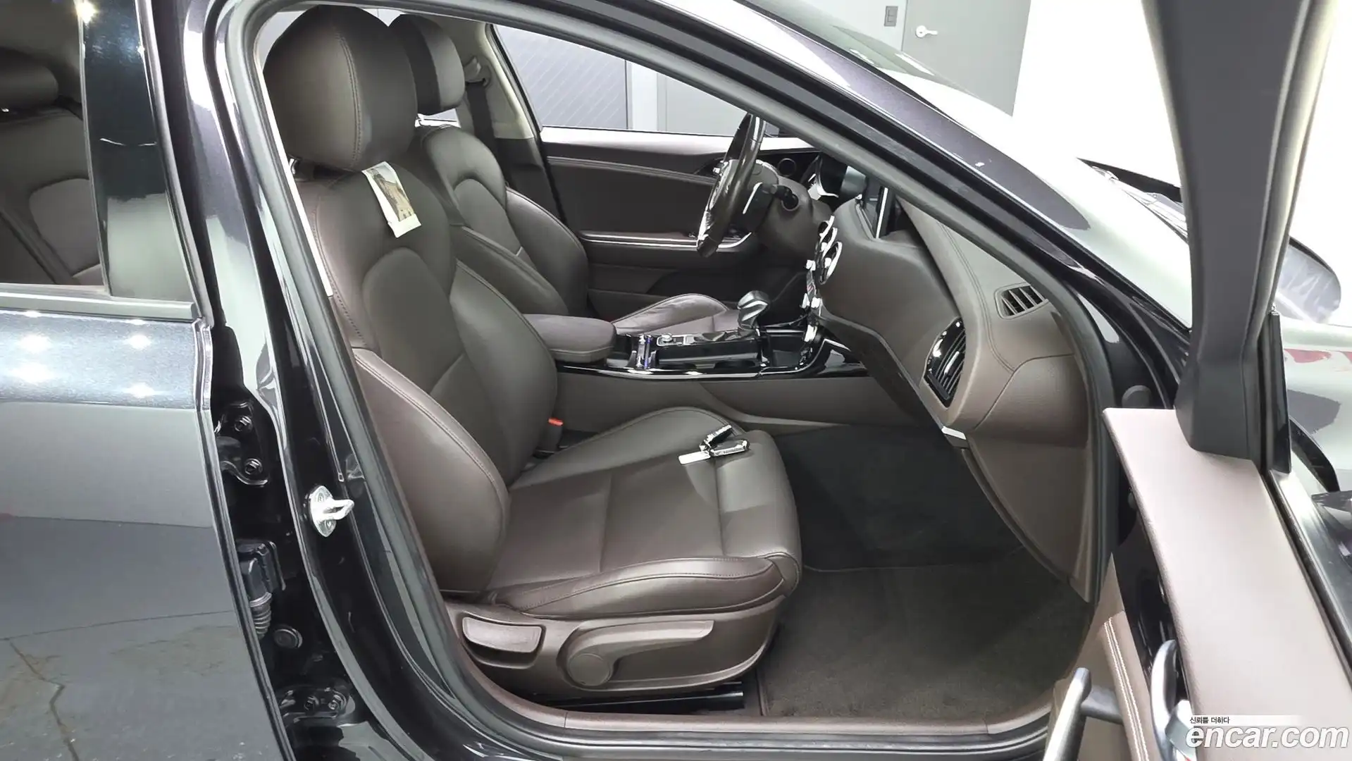 Stinger Kia 2017.5-INNER-036