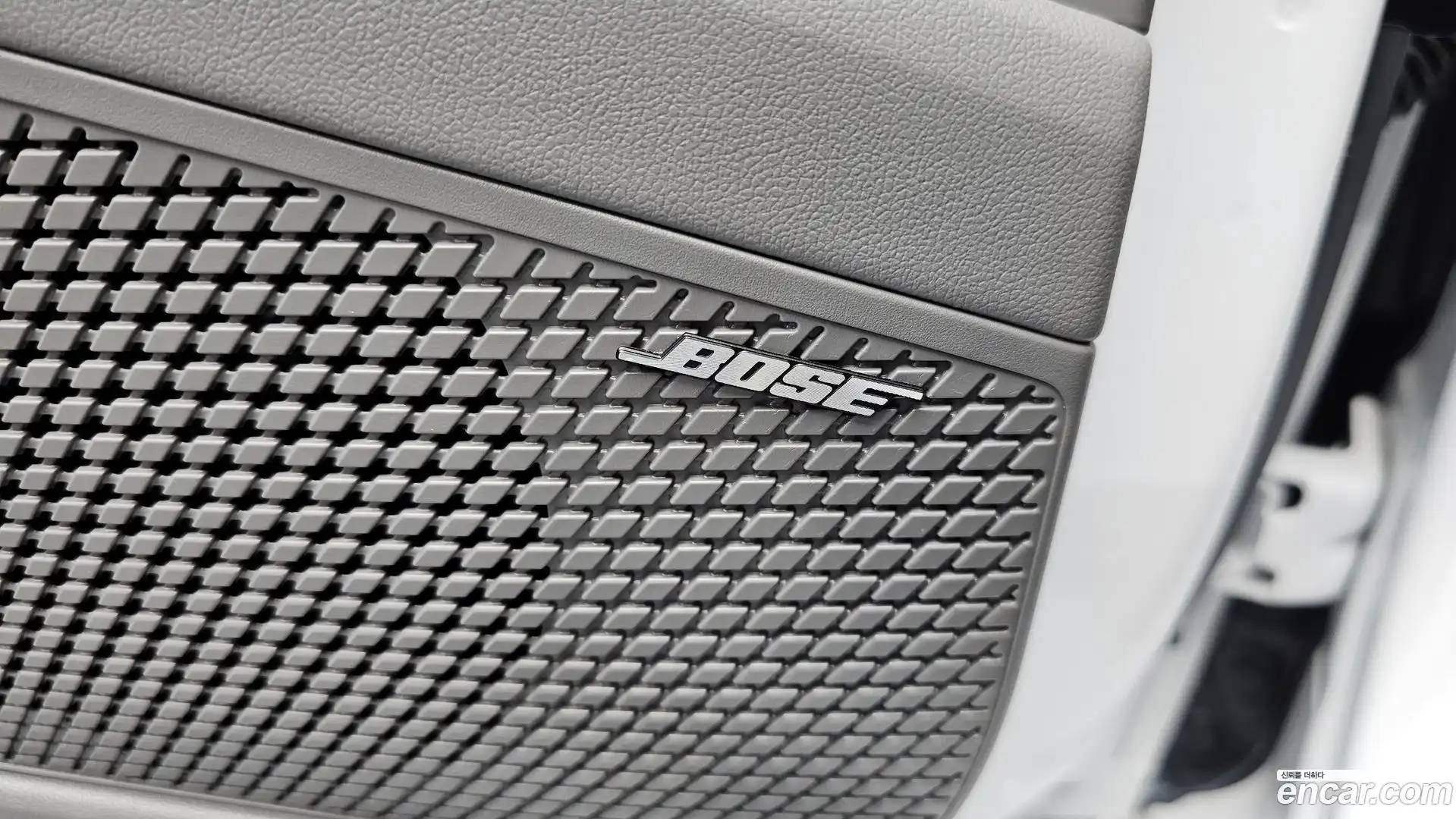 AVANTE Hyundai 2022.11-OPTION-043