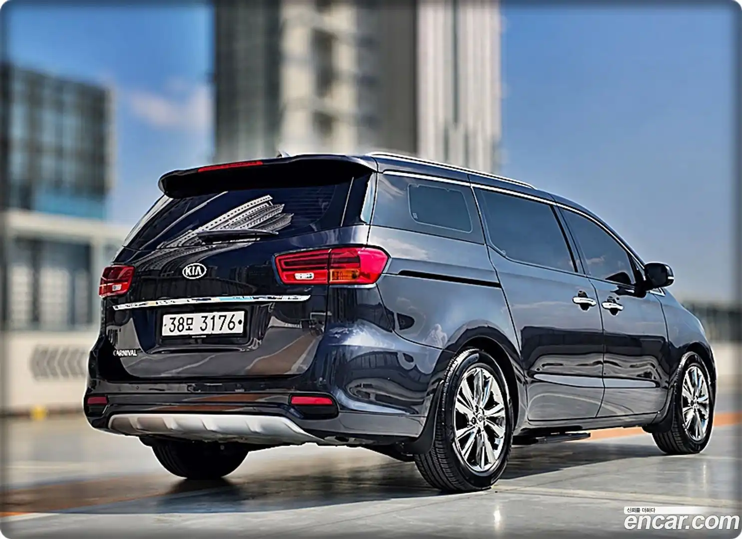 Canival Kia 2018.4-OUTER-003