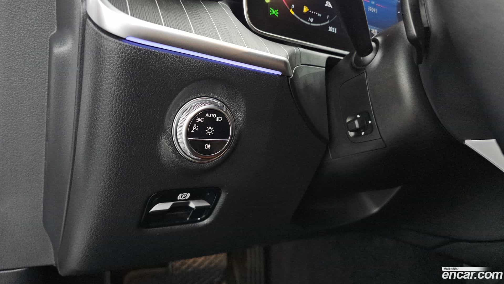 C-Class Mercedes-Benz 2023.5-OPTION-019