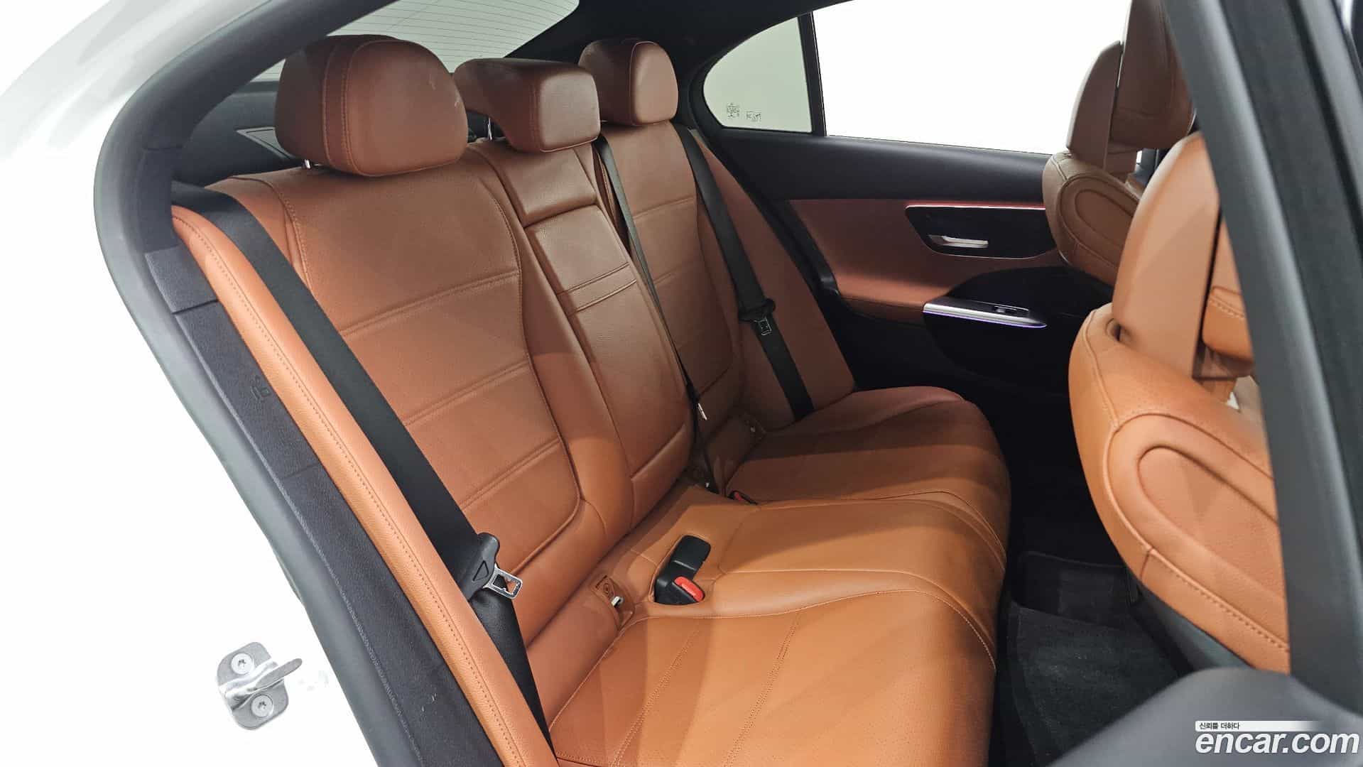 C-Class Mercedes-Benz 2023.5-OPTION-044