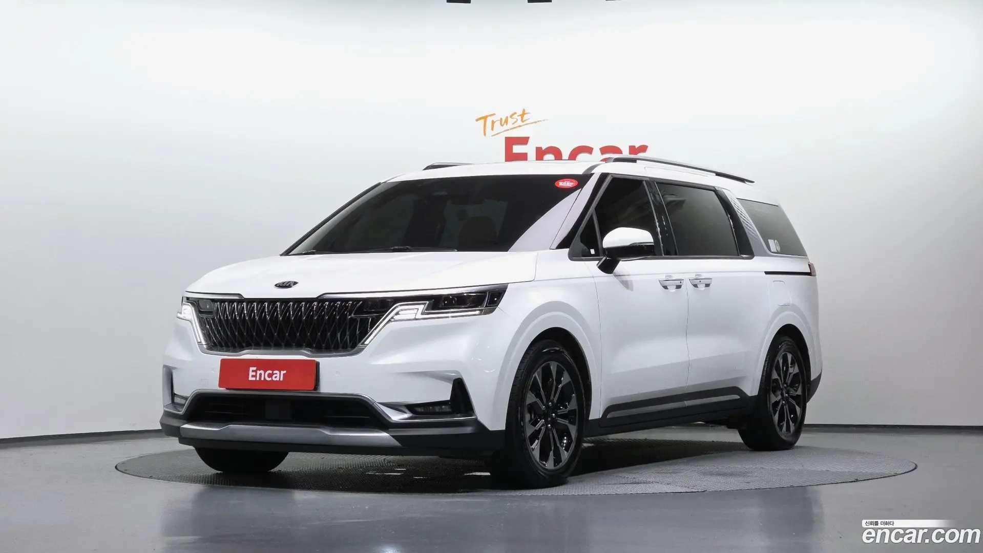Main__Slider__Photo:Canival Kia 2021.3-0