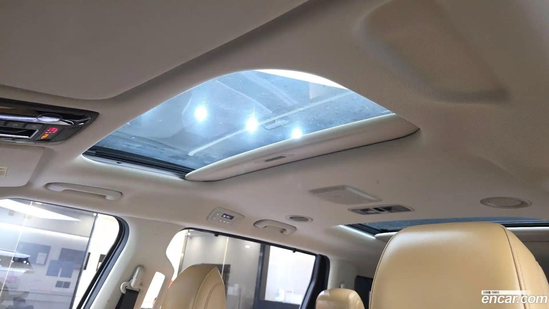 Canival Kia 2021.3-OPTION-023