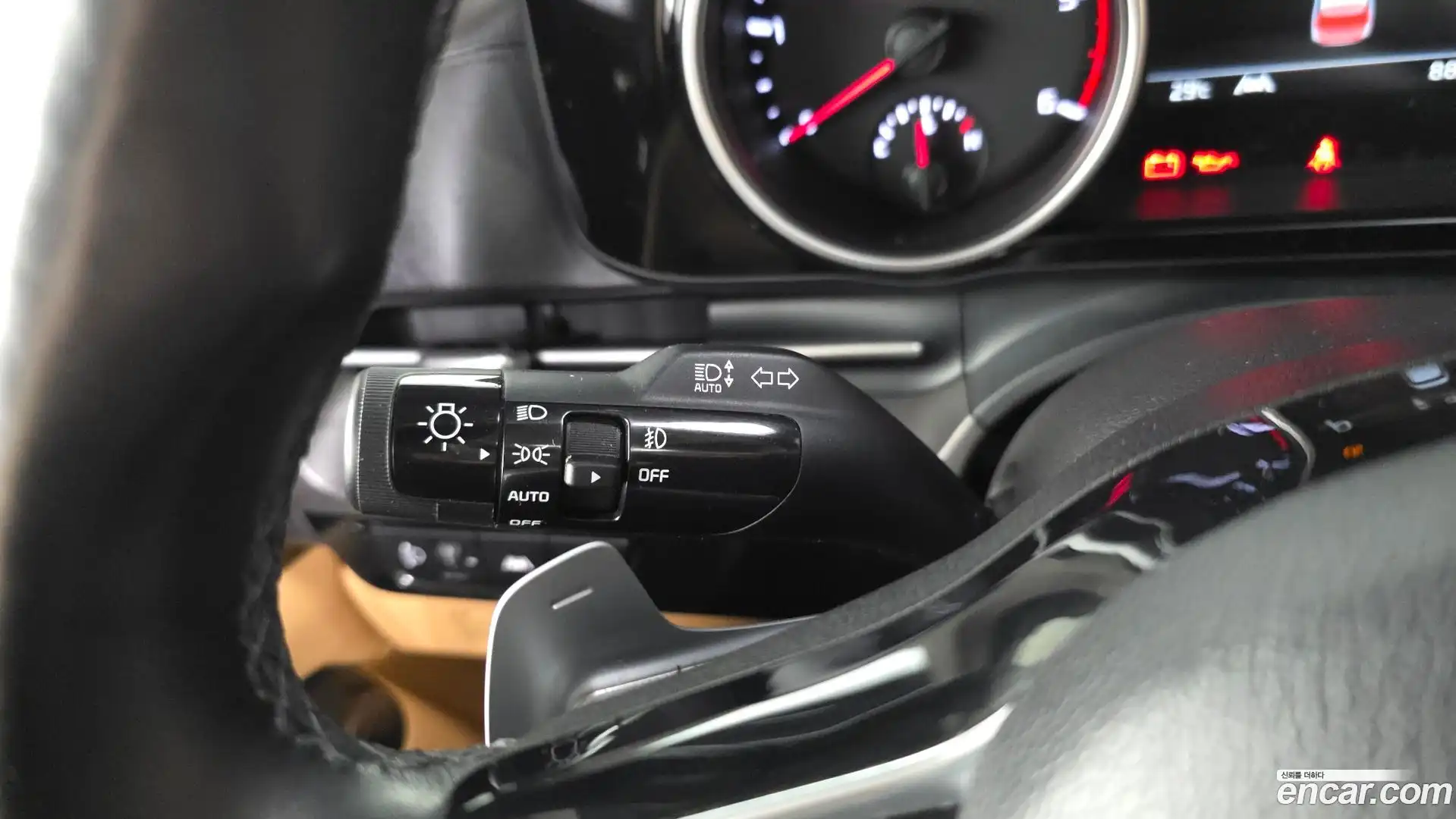 Canival Kia 2021.3-OPTION-041