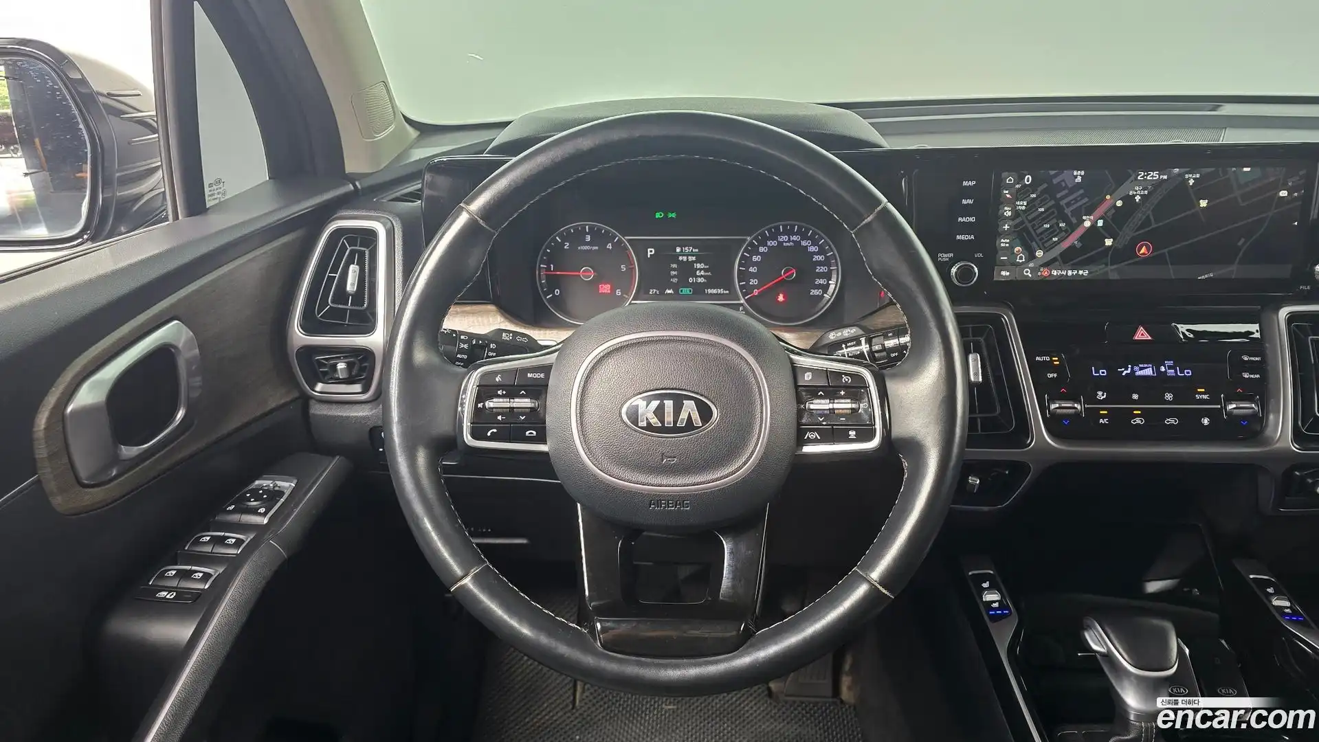 Sorento Kia 2021.0-OPTION-017