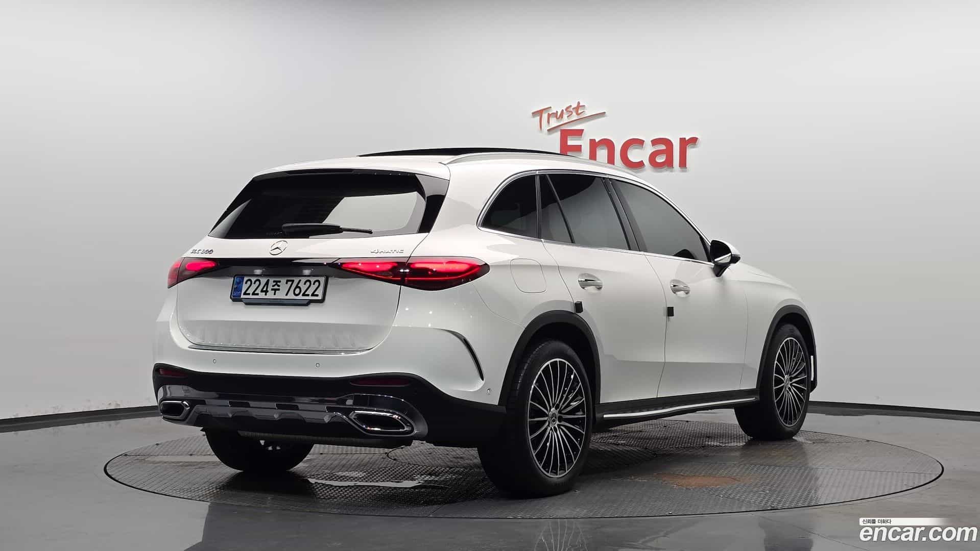 GLC-Class Mercedes-Benz 2024.8-OUTER-002
