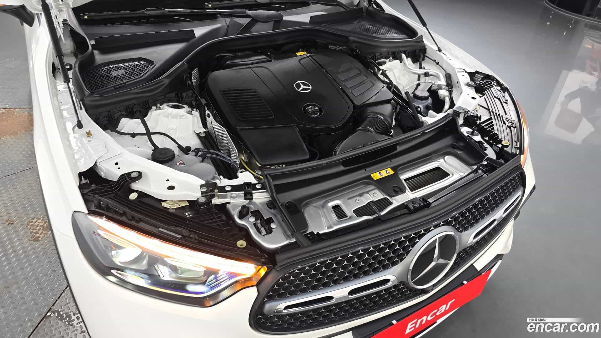 GLC-Class Mercedes-Benz 2024.8-OUTER-006