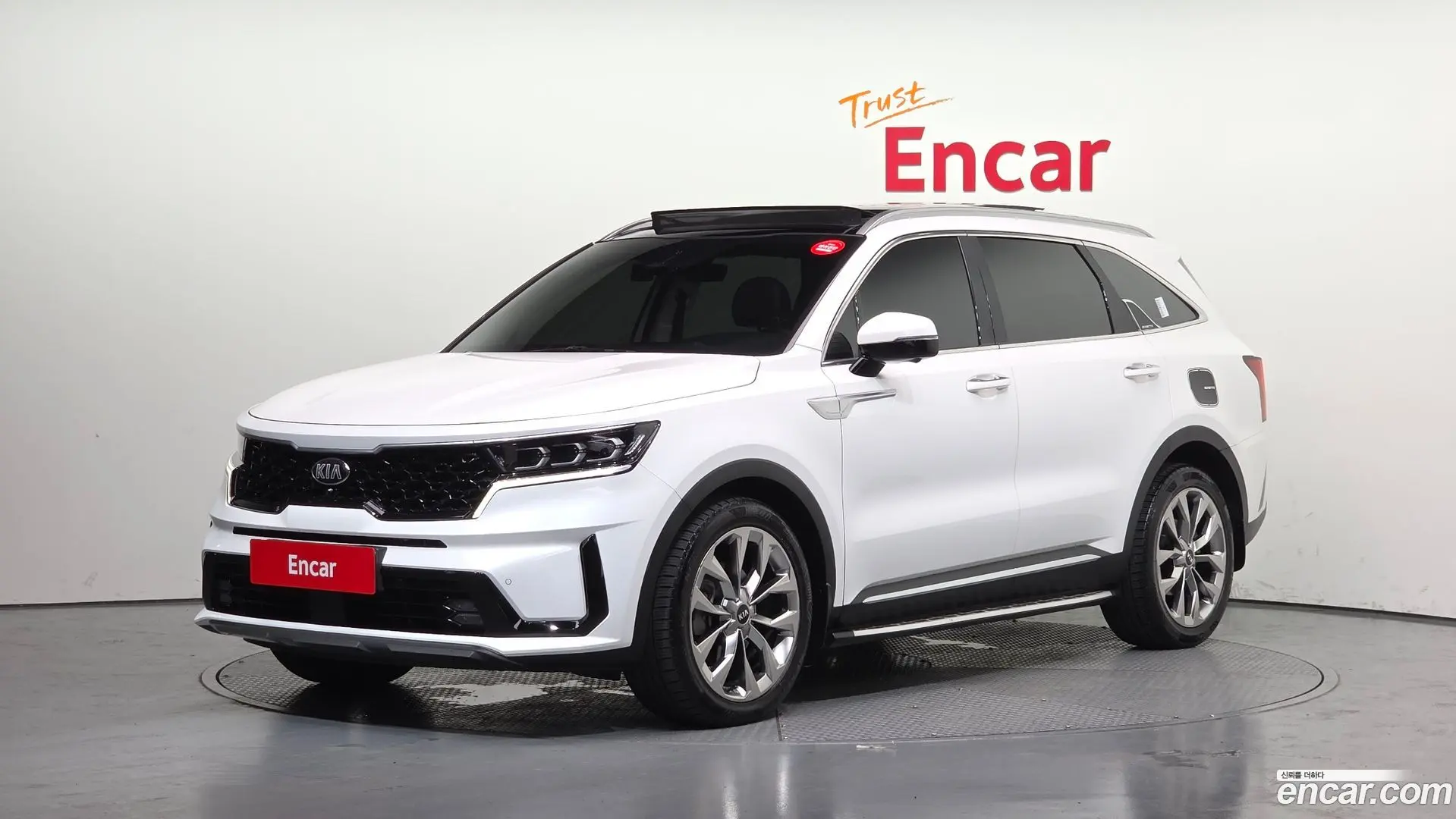 Main__Slider__Photo:Sorento Kia 2020.4-0