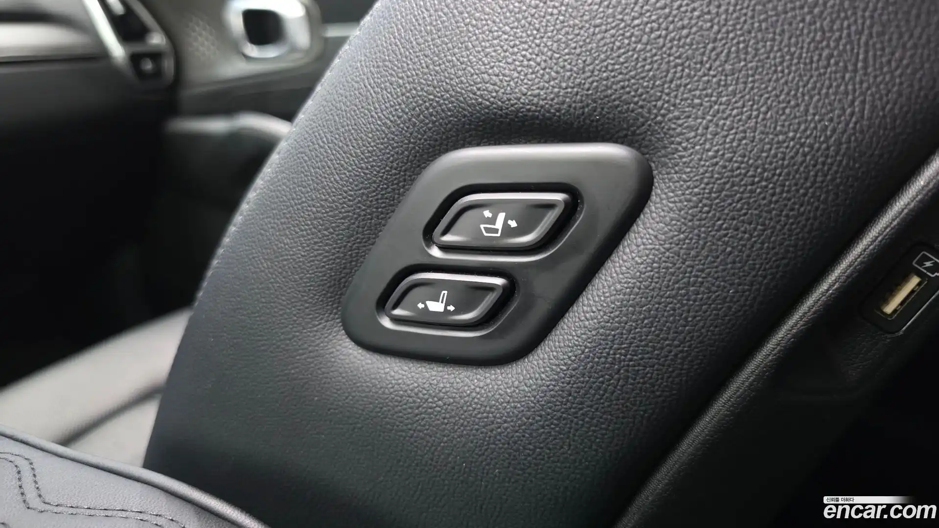 Sorento Kia 2020.4-OPTION-044