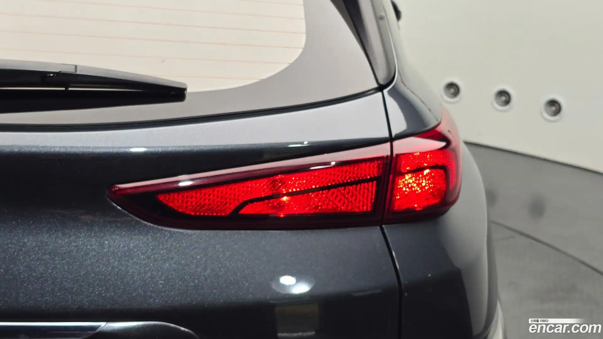 Kona Hyundai 2021.5-OUTER-033