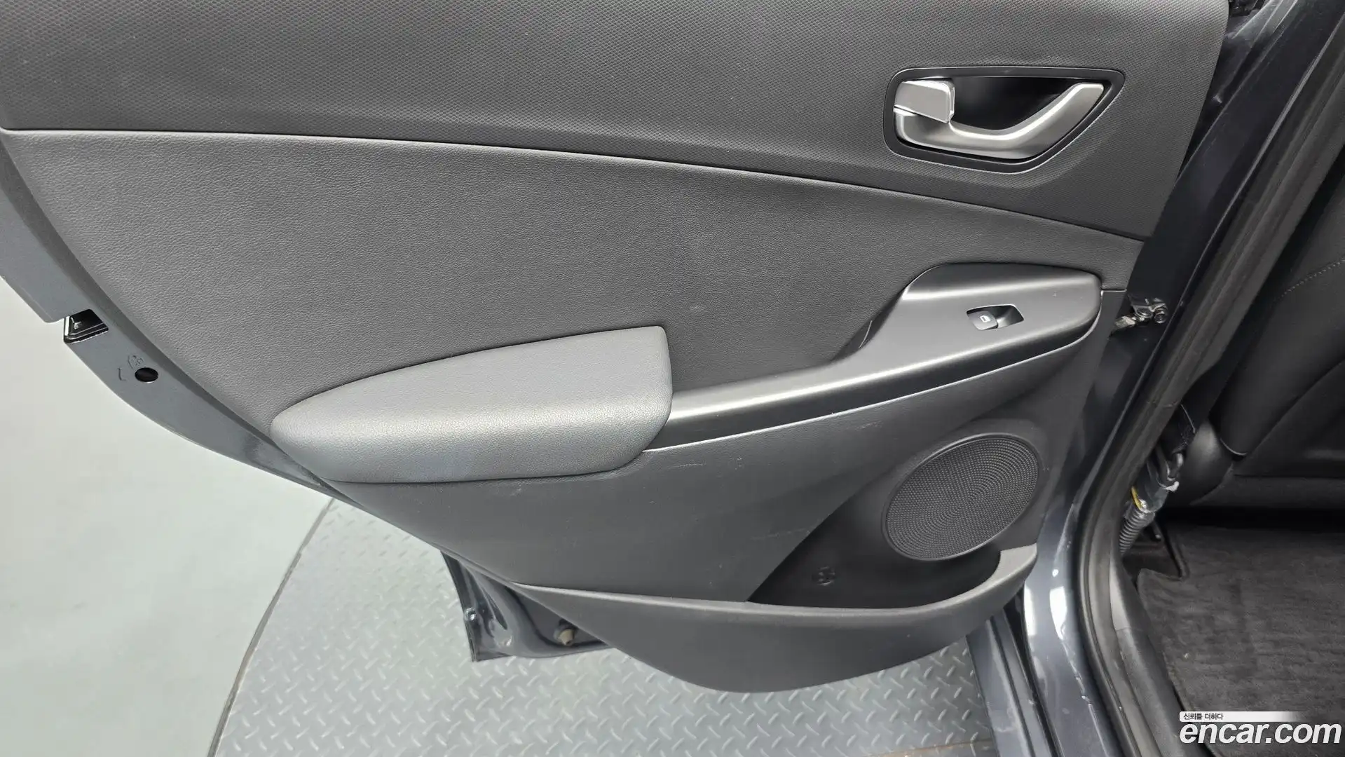 Kona Hyundai 2021.5-INNER-035