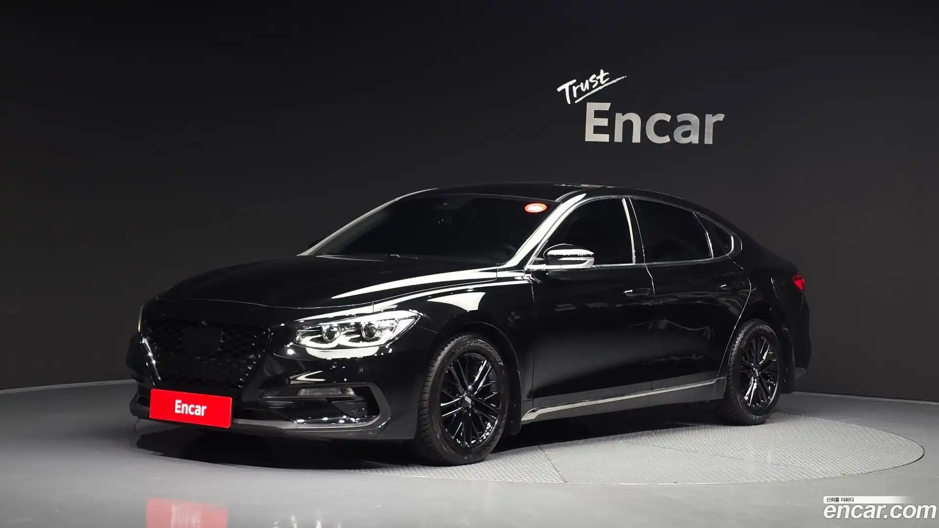 Grandeur Hyundai 2018.1-OUTER-001