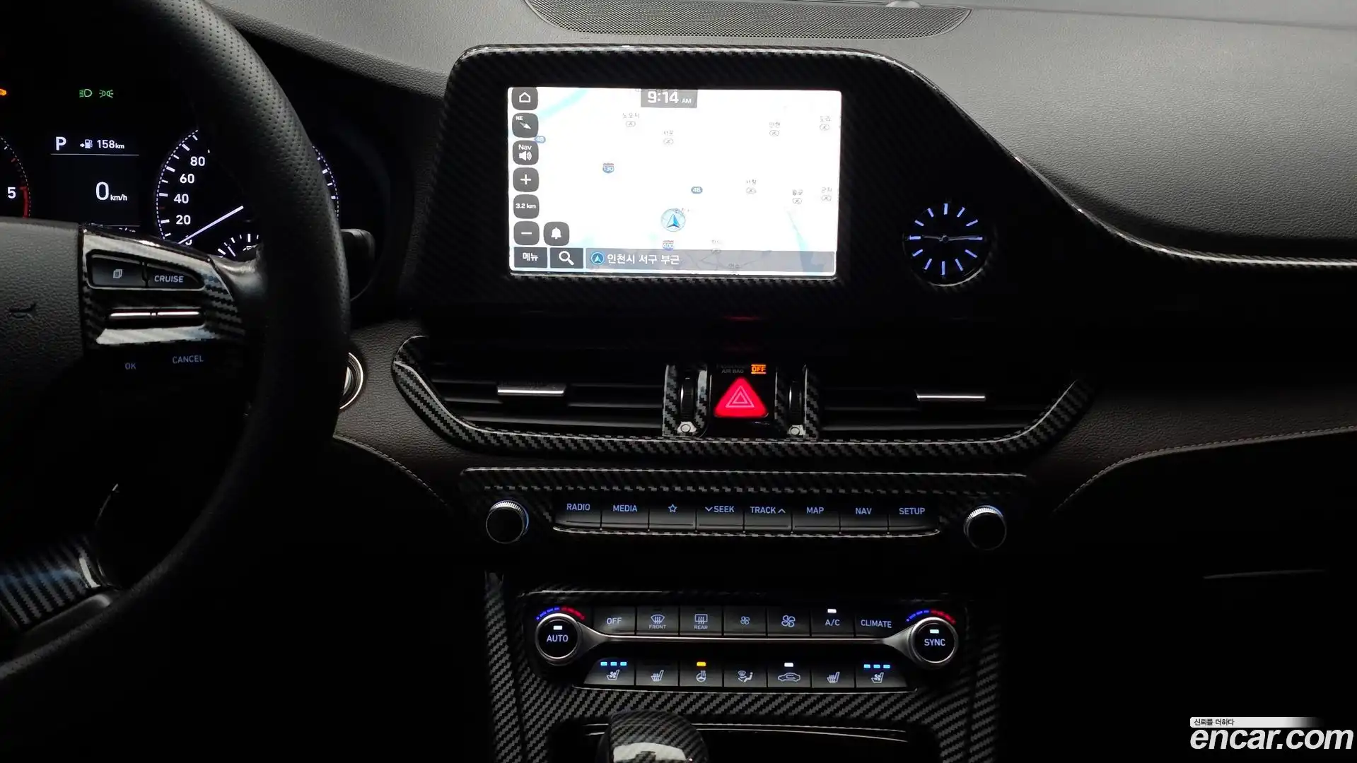 Grandeur Hyundai 2018.1-OPTION-018