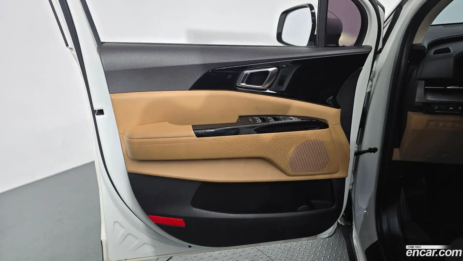 Canival Kia 2021.2-INNER-034