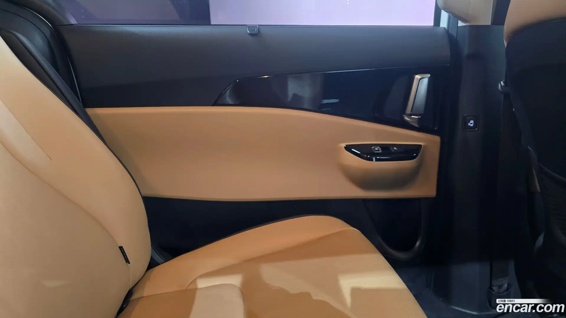 Canival Kia 2021.2-INNER-035