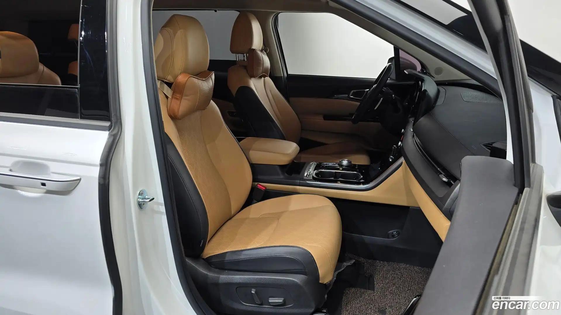 Canival Kia 2021.2-INNER-036