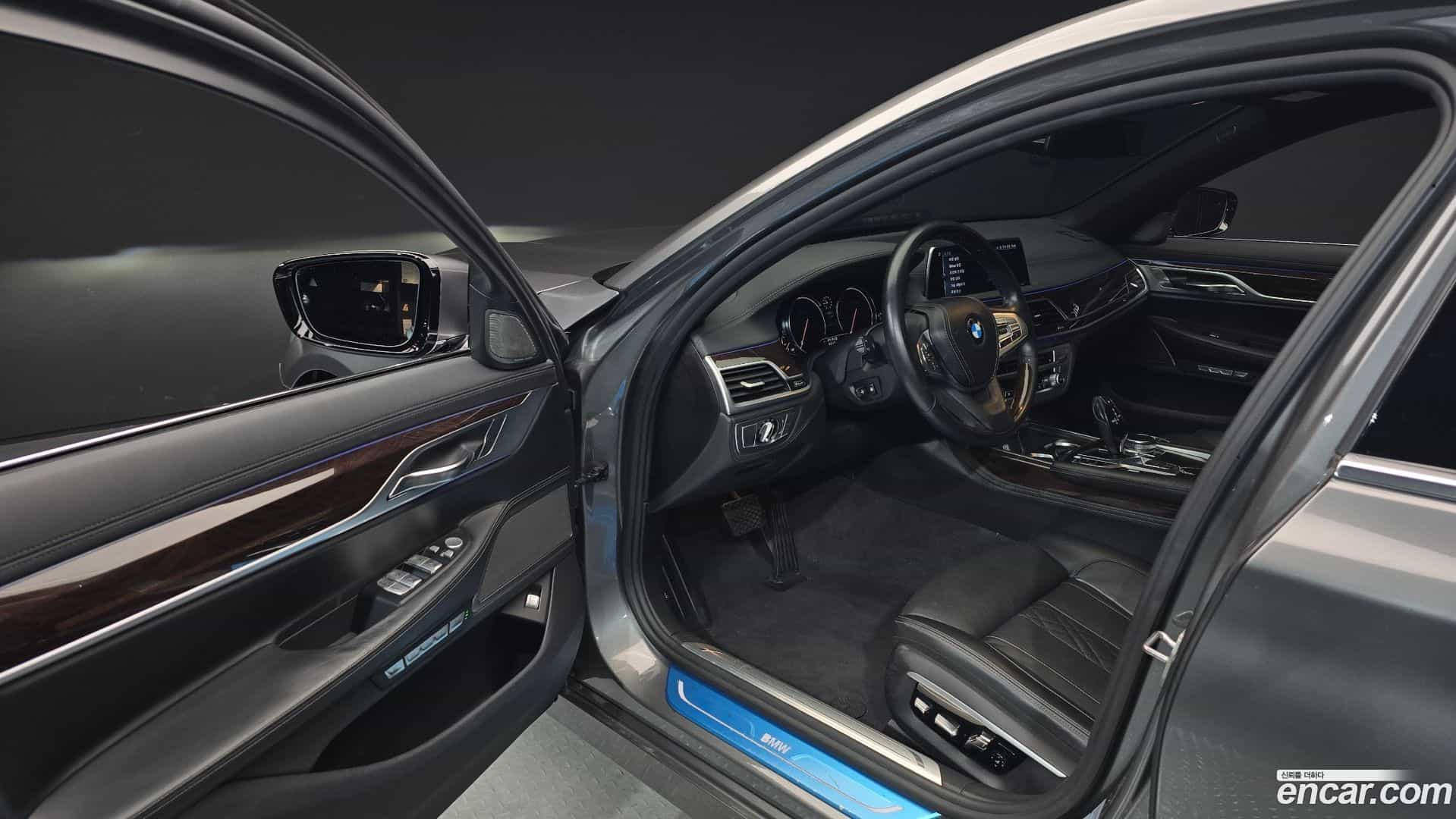 7-Series BMW 2016.11-INNER-010