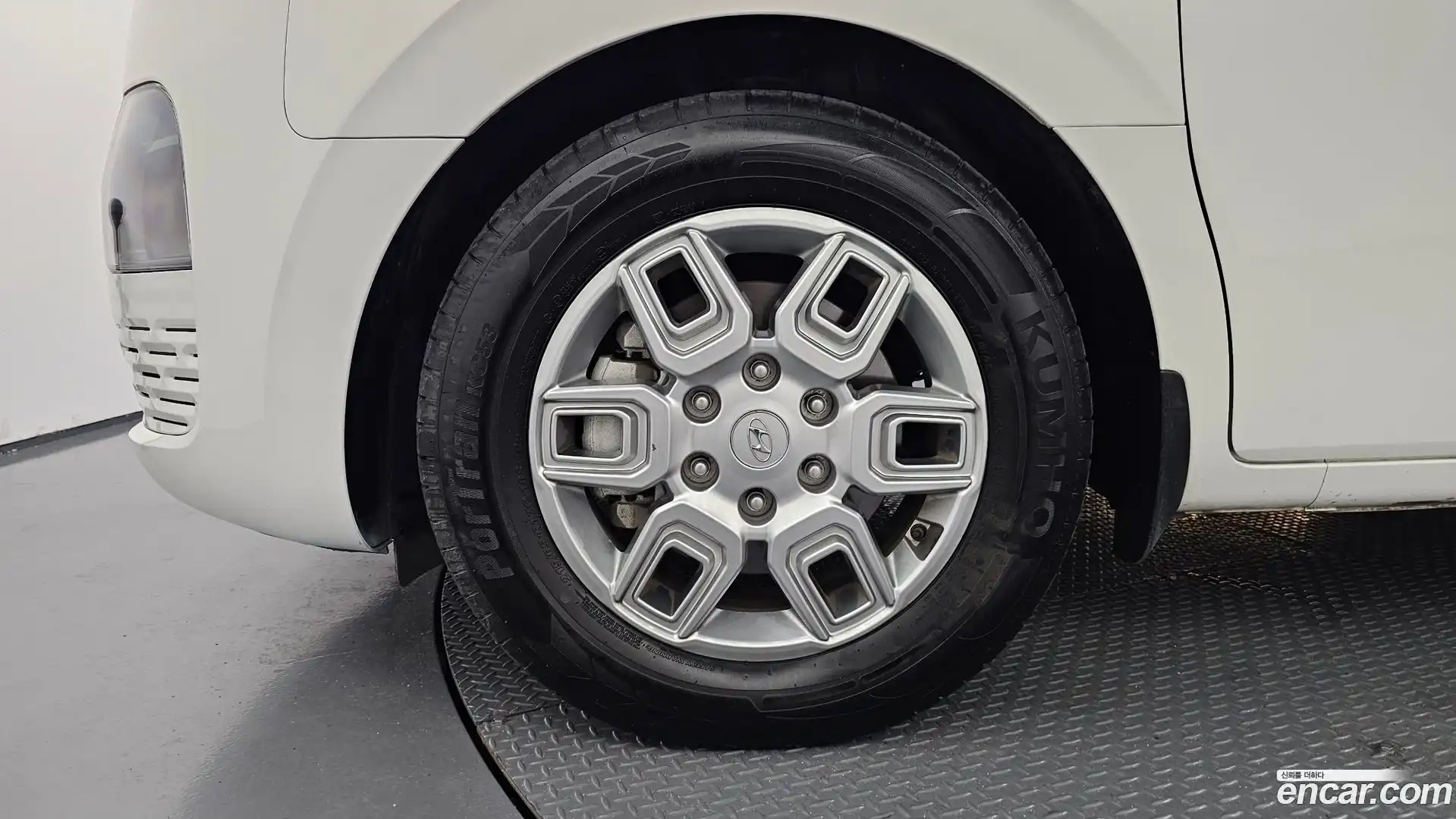 Staria Hyundai 2022.0-OUTER-005