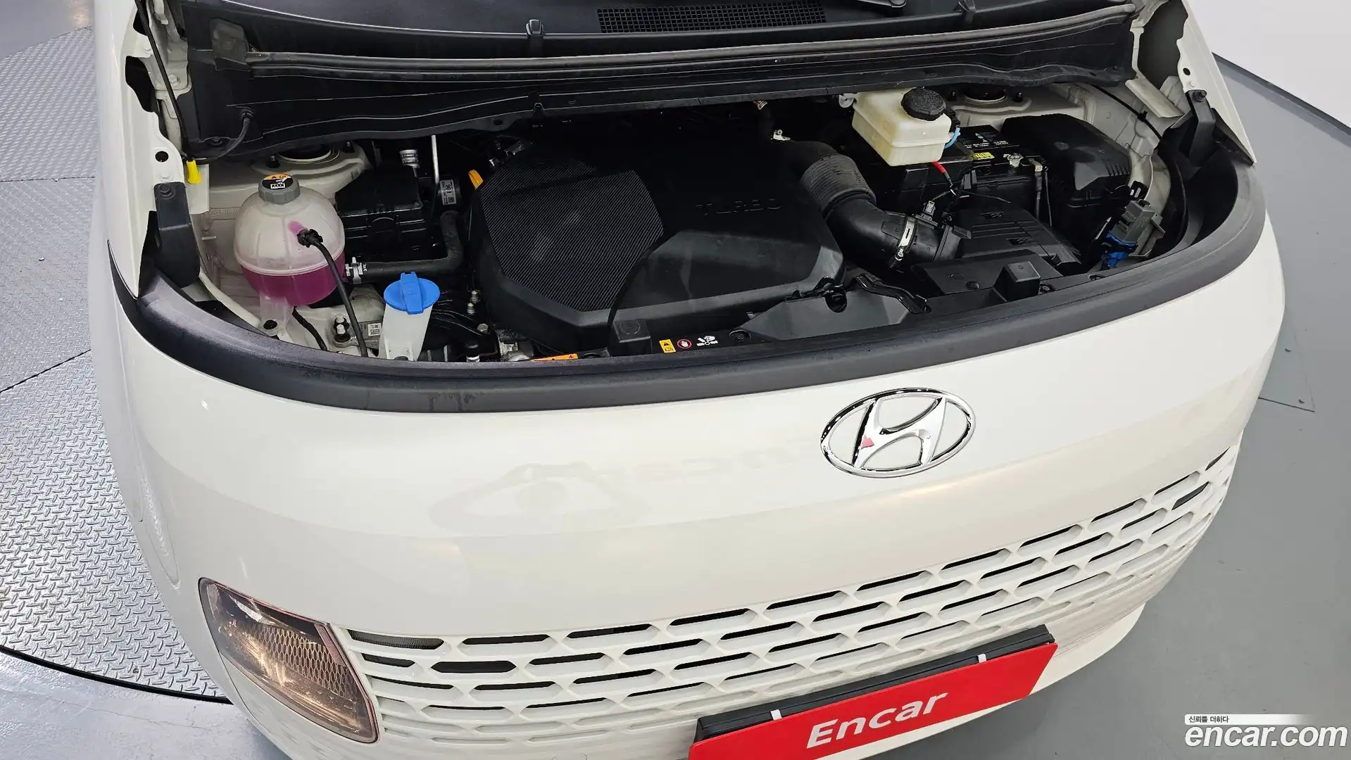 Staria Hyundai 2022.0-OUTER-006