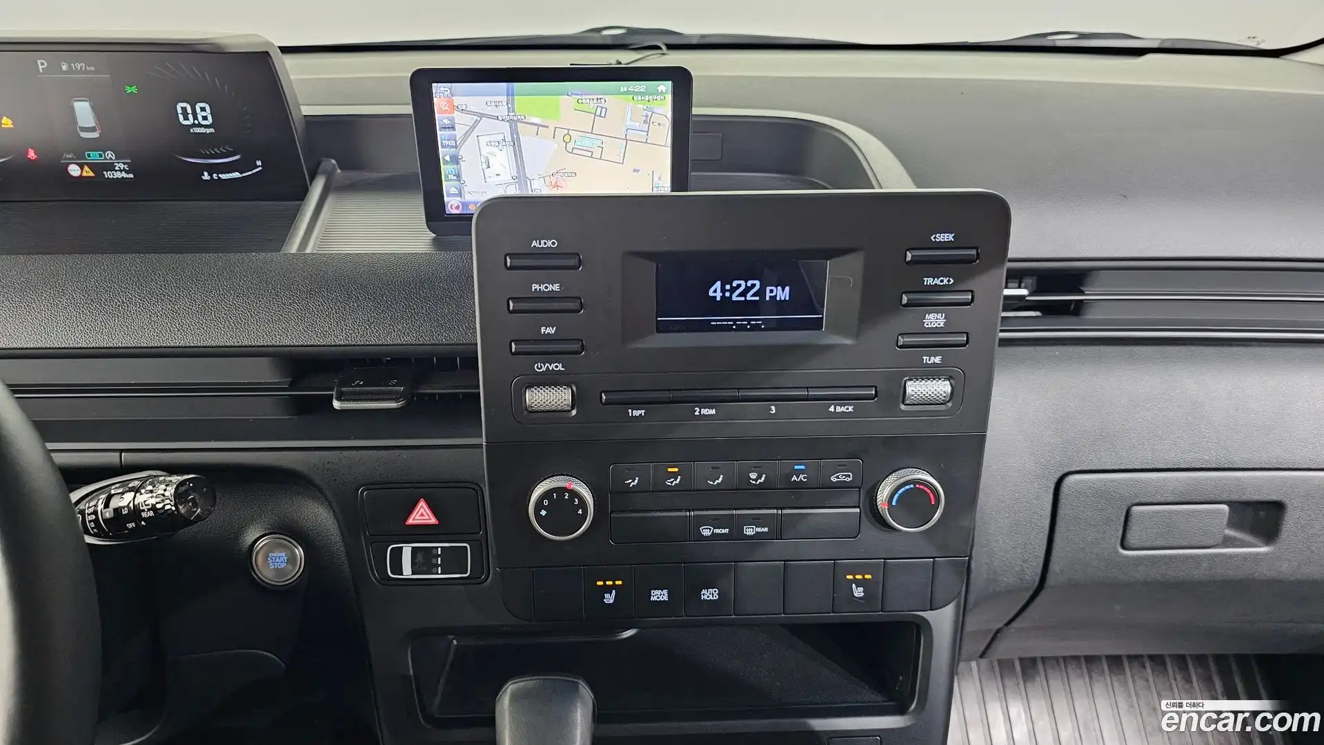 Staria Hyundai 2022.0-OPTION-016