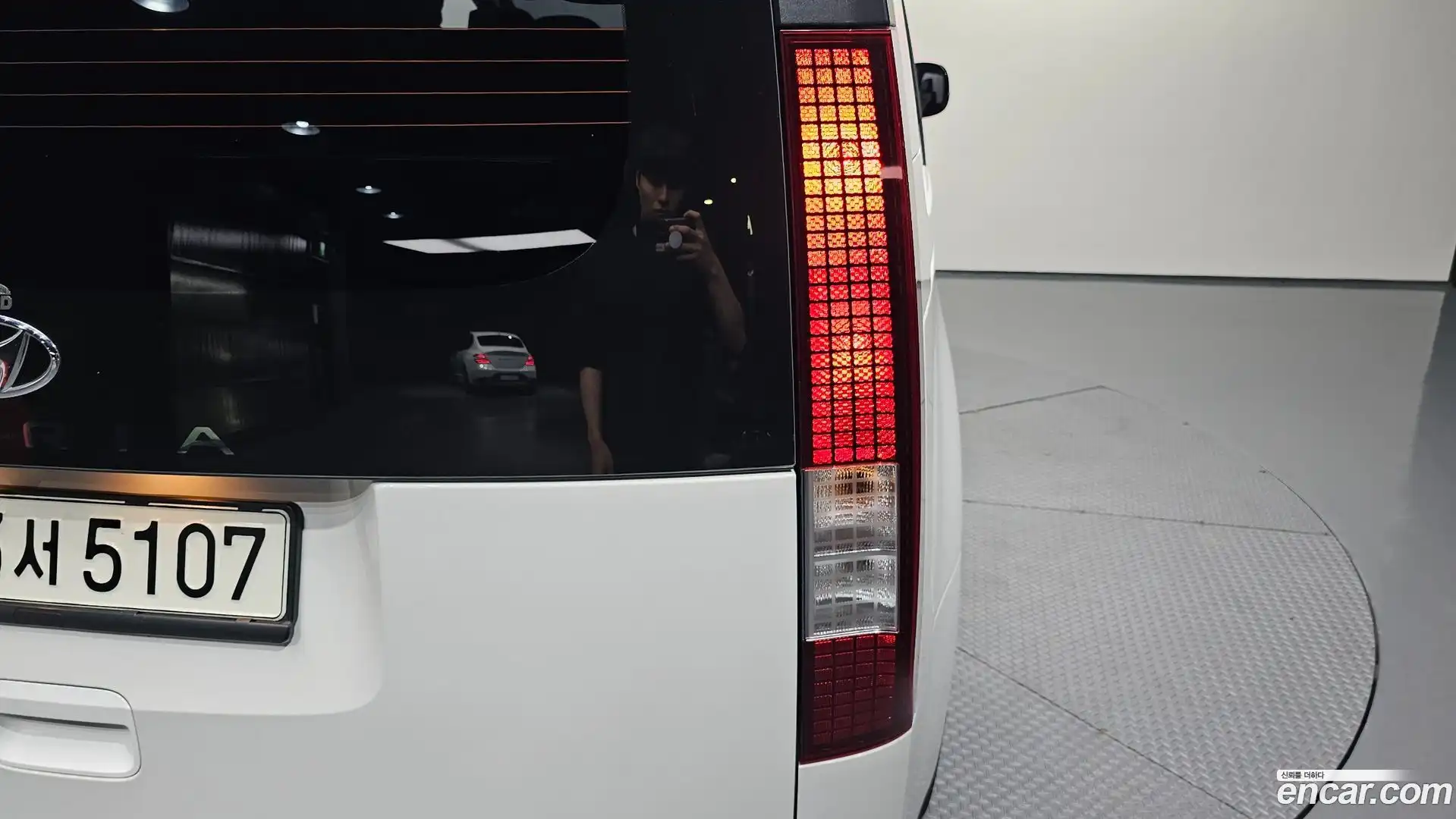 Staria Hyundai 2022.0-OUTER-033
