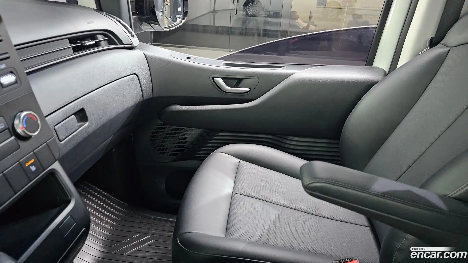 Staria Hyundai 2022.0-INNER-035
