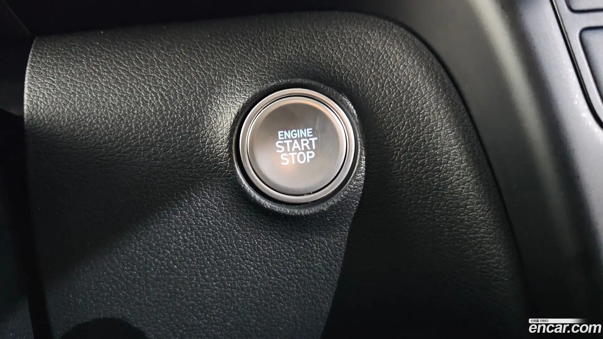 Staria Hyundai 2022.0-OPTION-040
