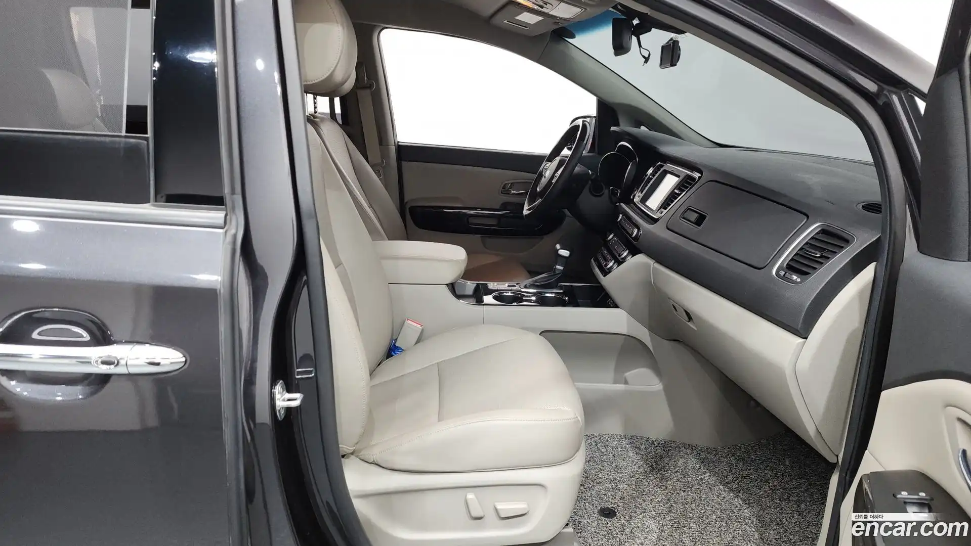 Canival Kia 2019.10-INNER-036