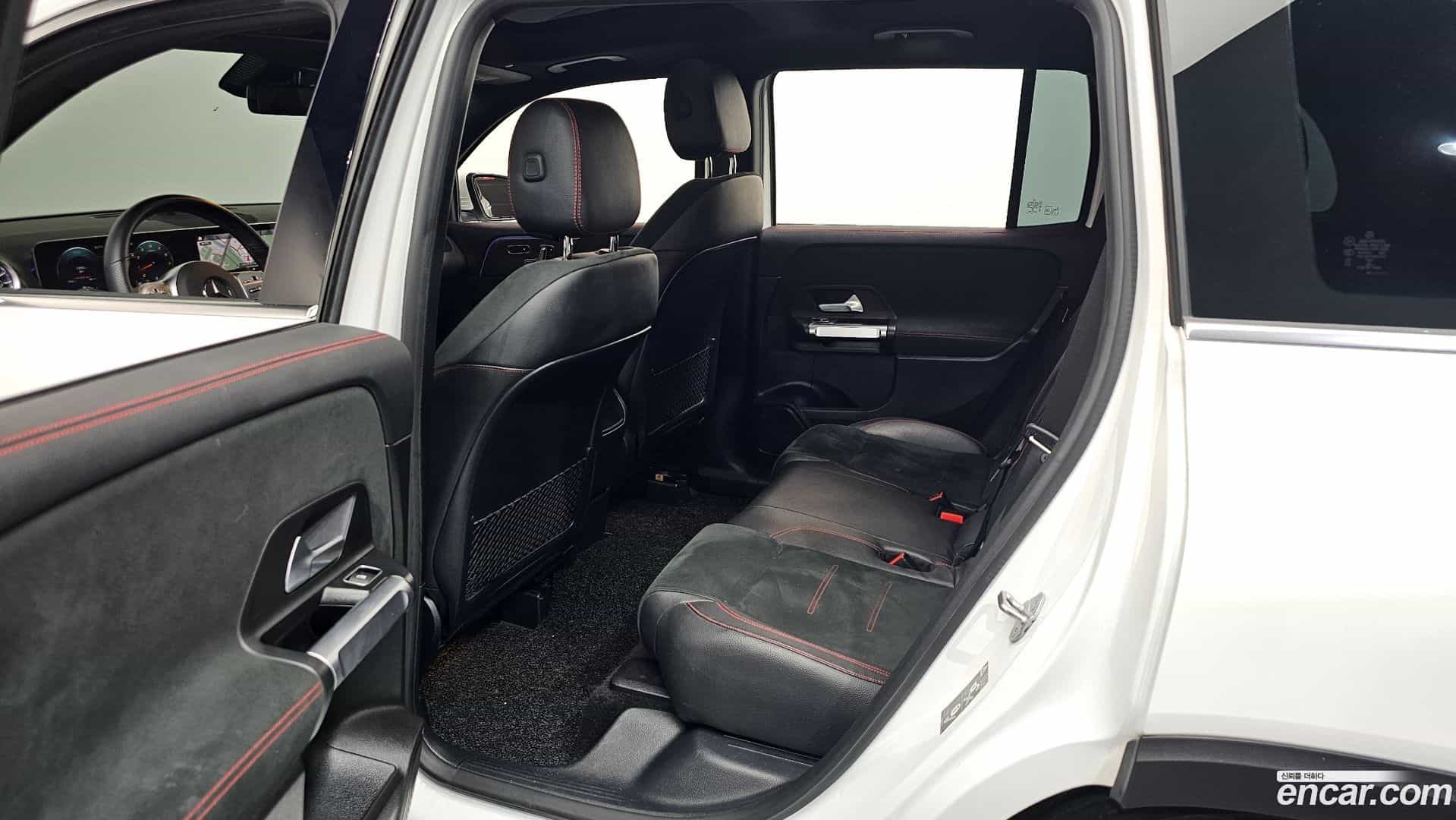 GLB-Class Mercedes-Benz 2020.9-OPTION-015