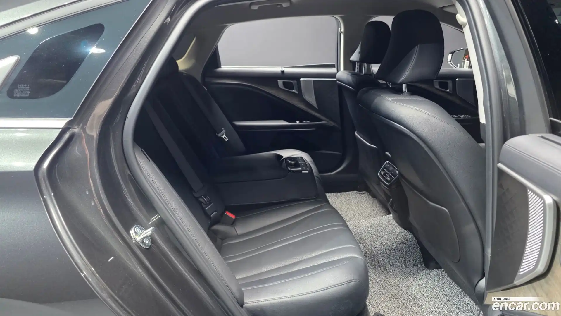 K8 Kia 2023.4-OPTION-016