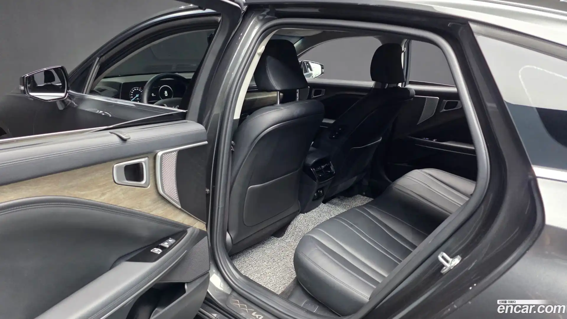 K8 Kia 2023.4-INNER-036