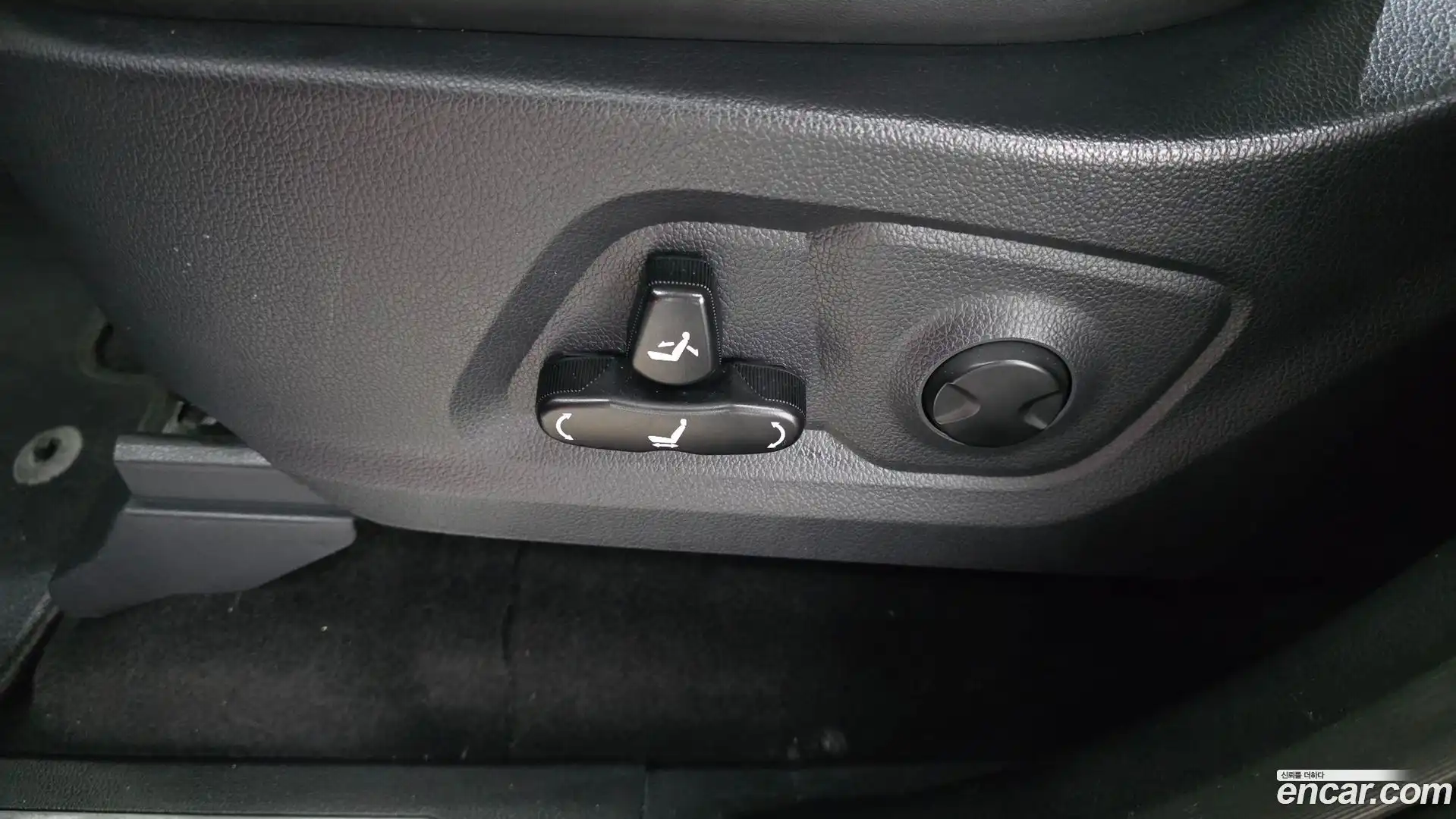 Rexton KG Mobility 2023.5-OPTION-041