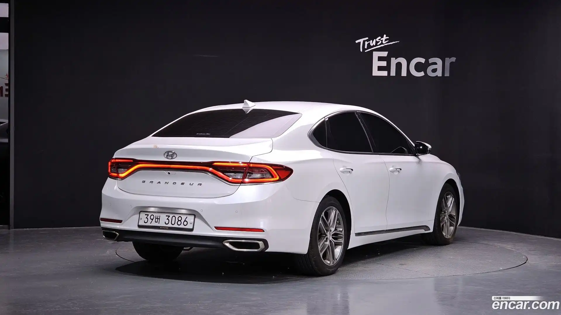Grandeur Hyundai 2017.5-OUTER-002