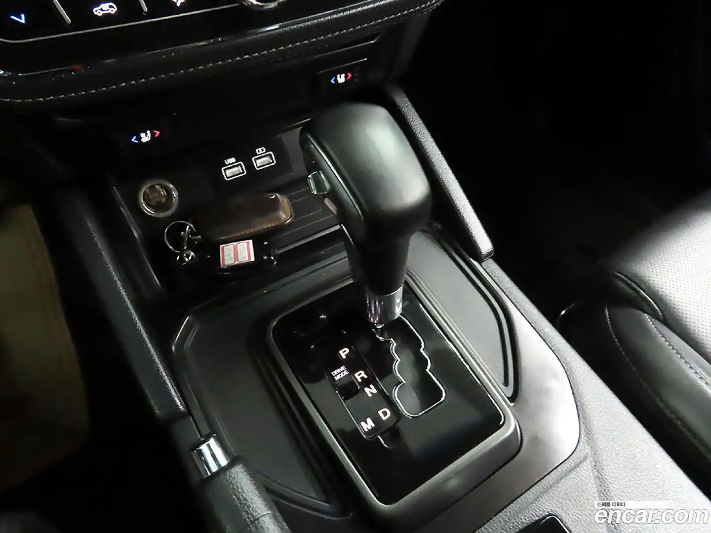 Rexton KG Mobility 2022.1-INNER-009