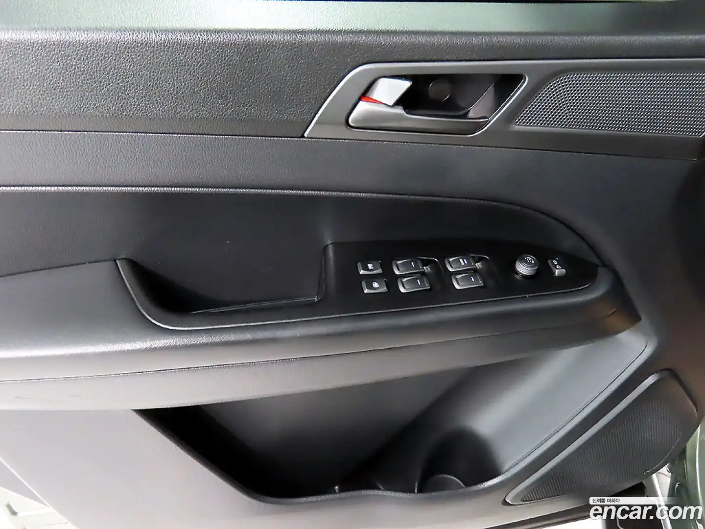 Rexton KG Mobility 2022.1-OPTION-016