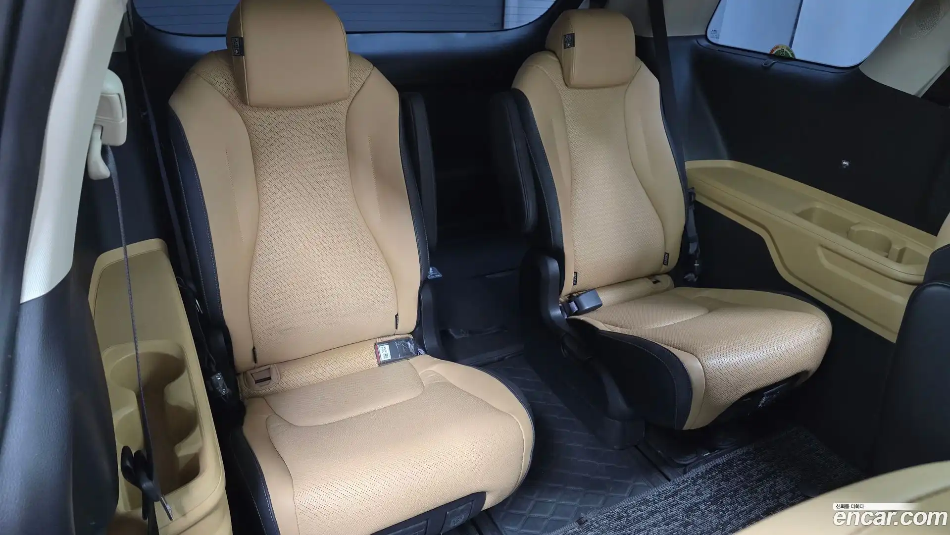 Canival Kia 2023.2-OPTION-017
