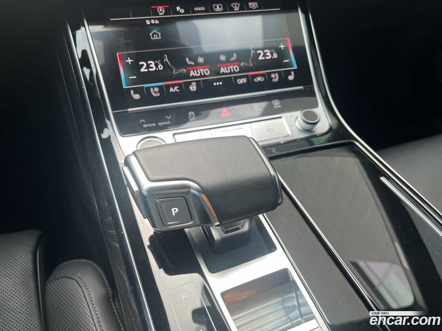 A8 Audi 2023.11-INNER-009