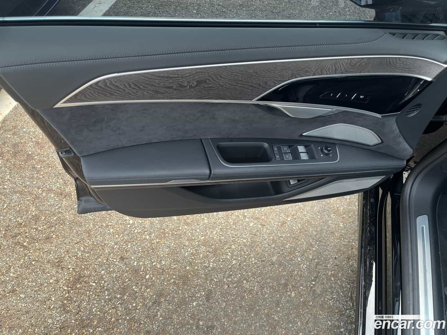 A8 Audi 2023.11-OPTION-016