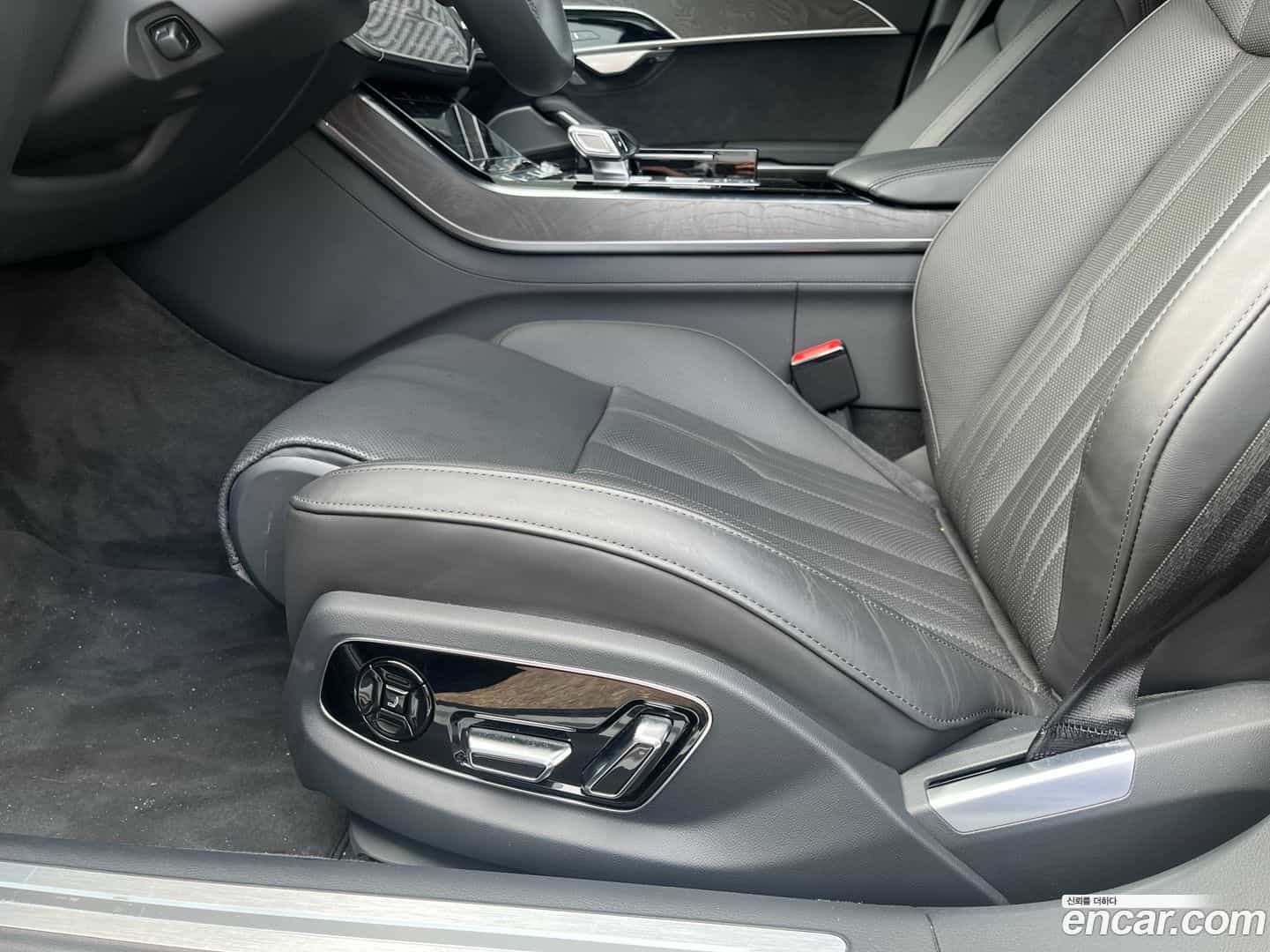 A8 Audi 2023.11-OPTION-017