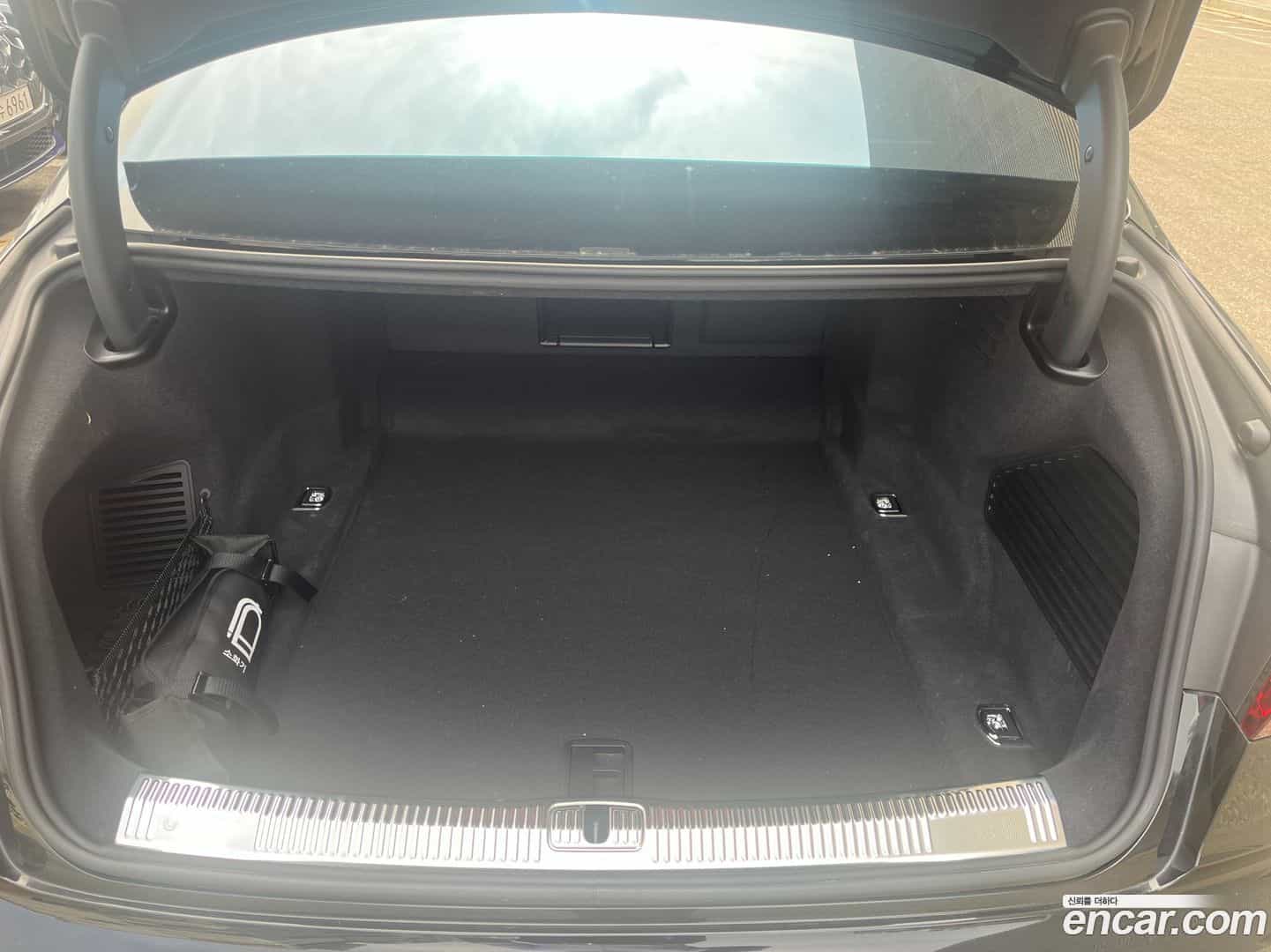 A8 Audi 2023.11-OPTION-022