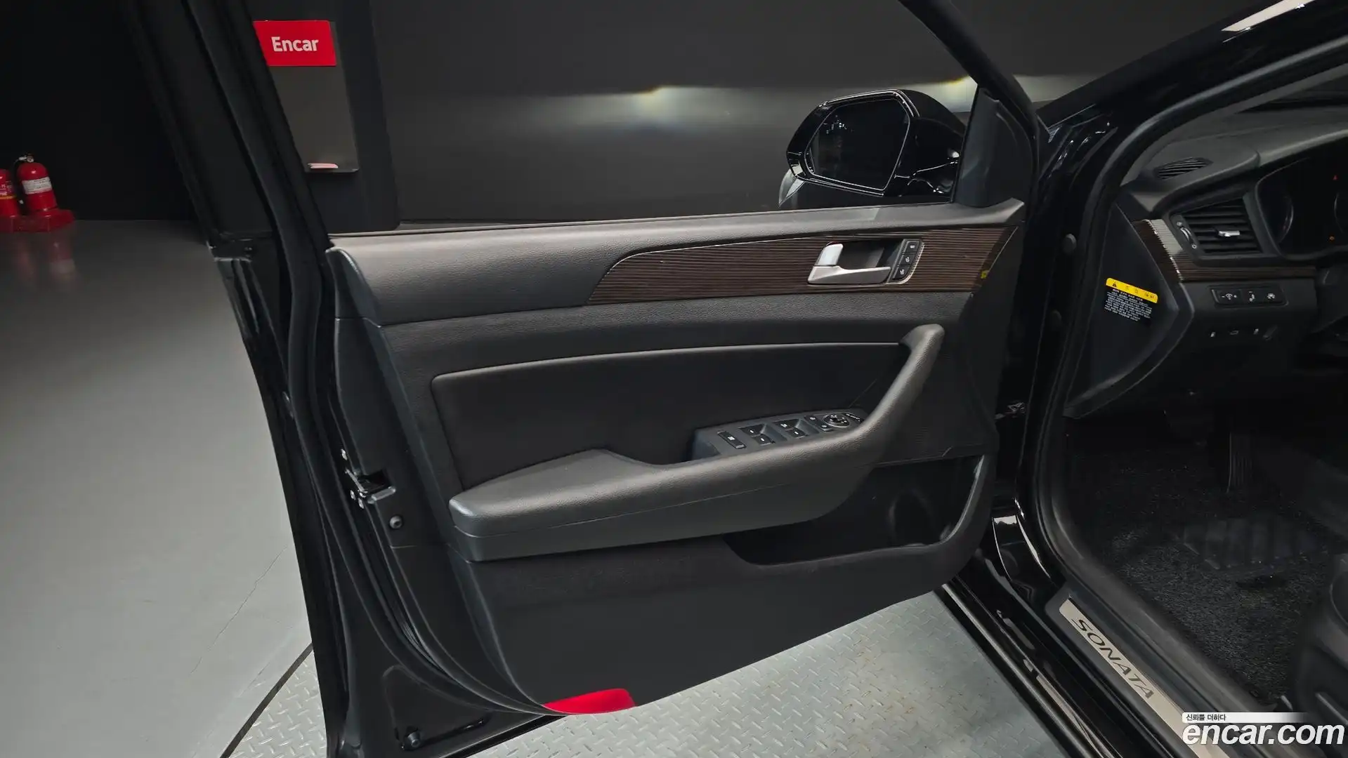 Sonata Hyundai 2017.2-INNER-034