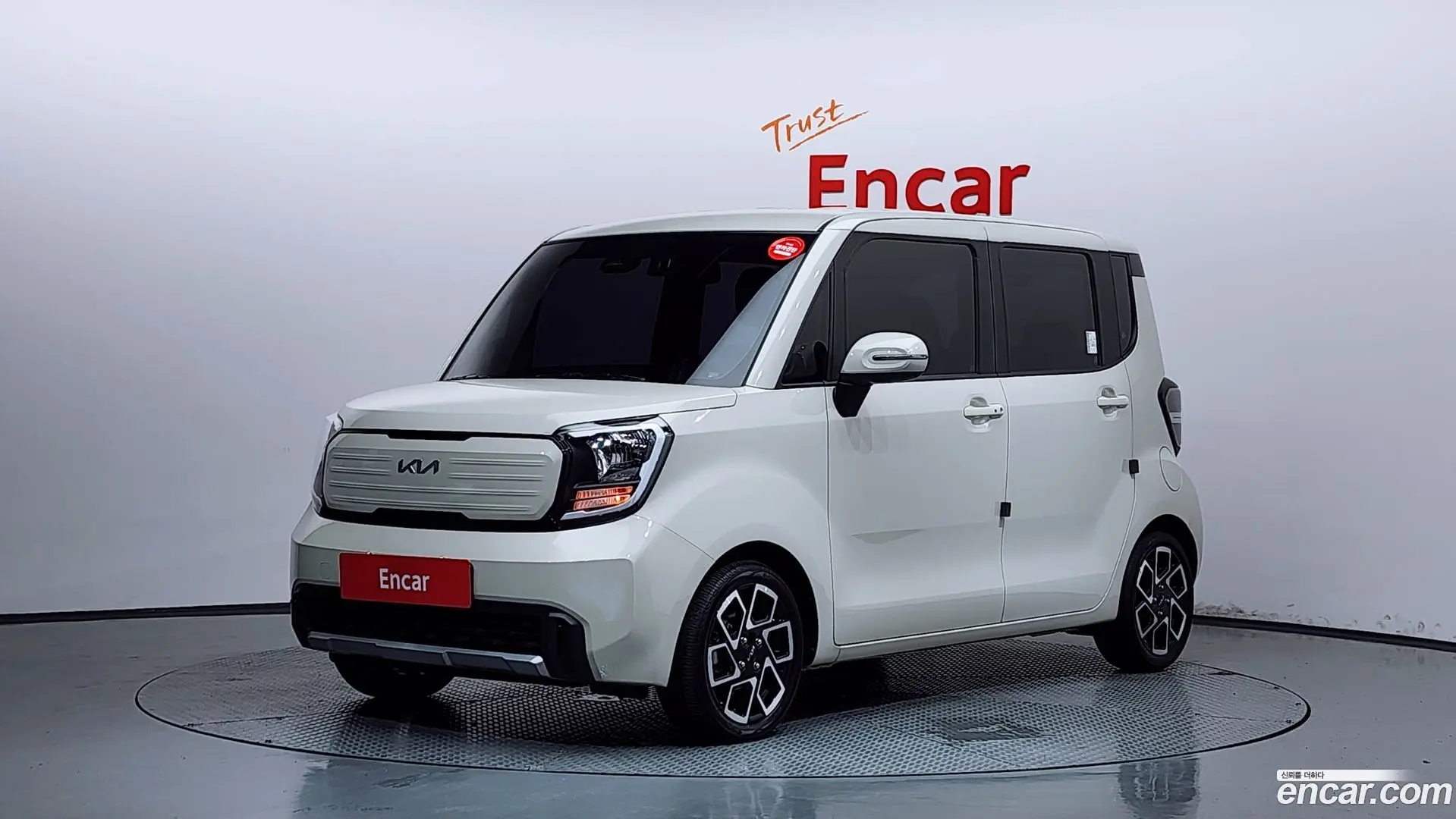 Main__Slider__Photo:RAY Kia 2024.10-0