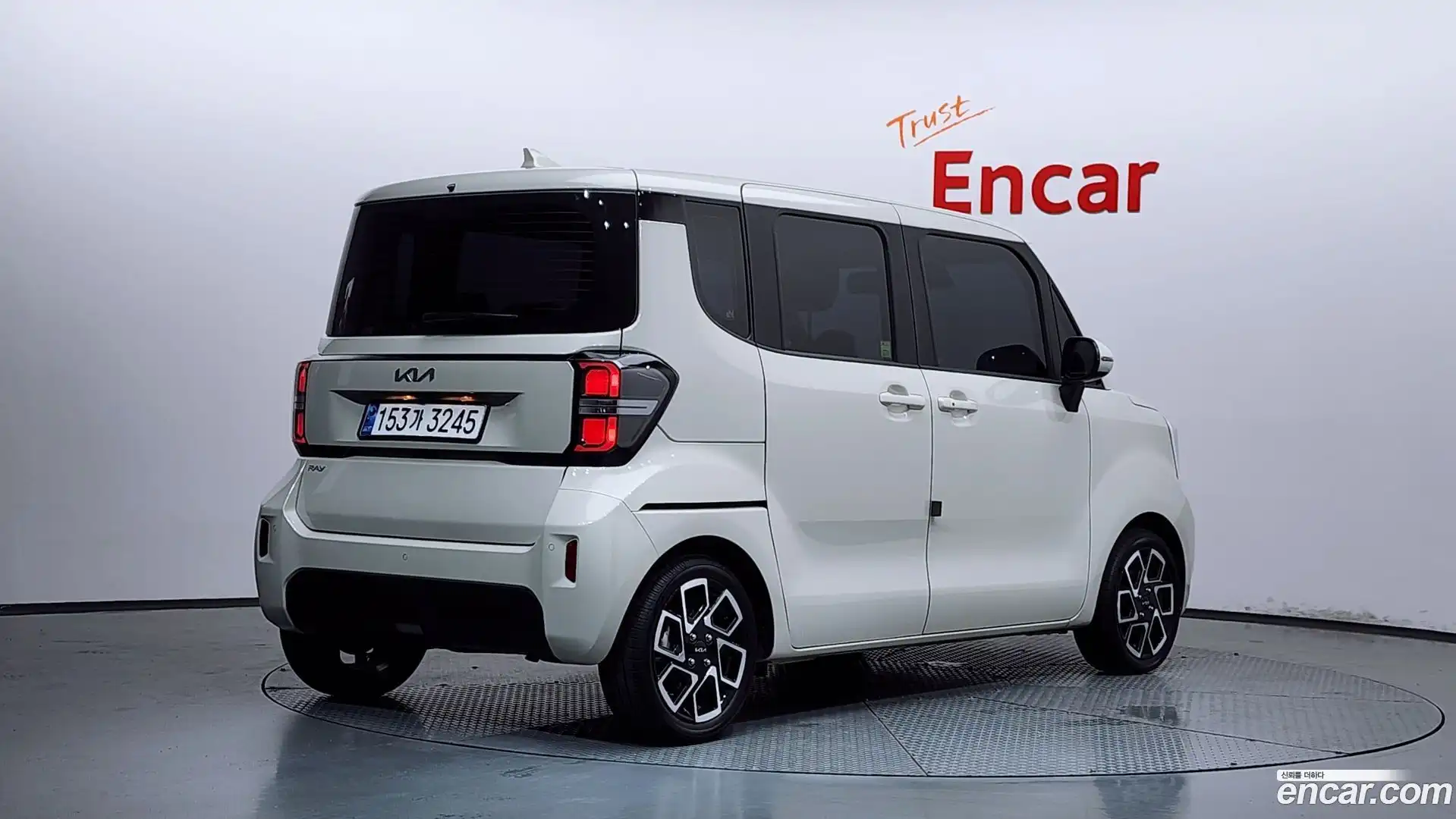 RAY Kia 2024.10-OUTER-002